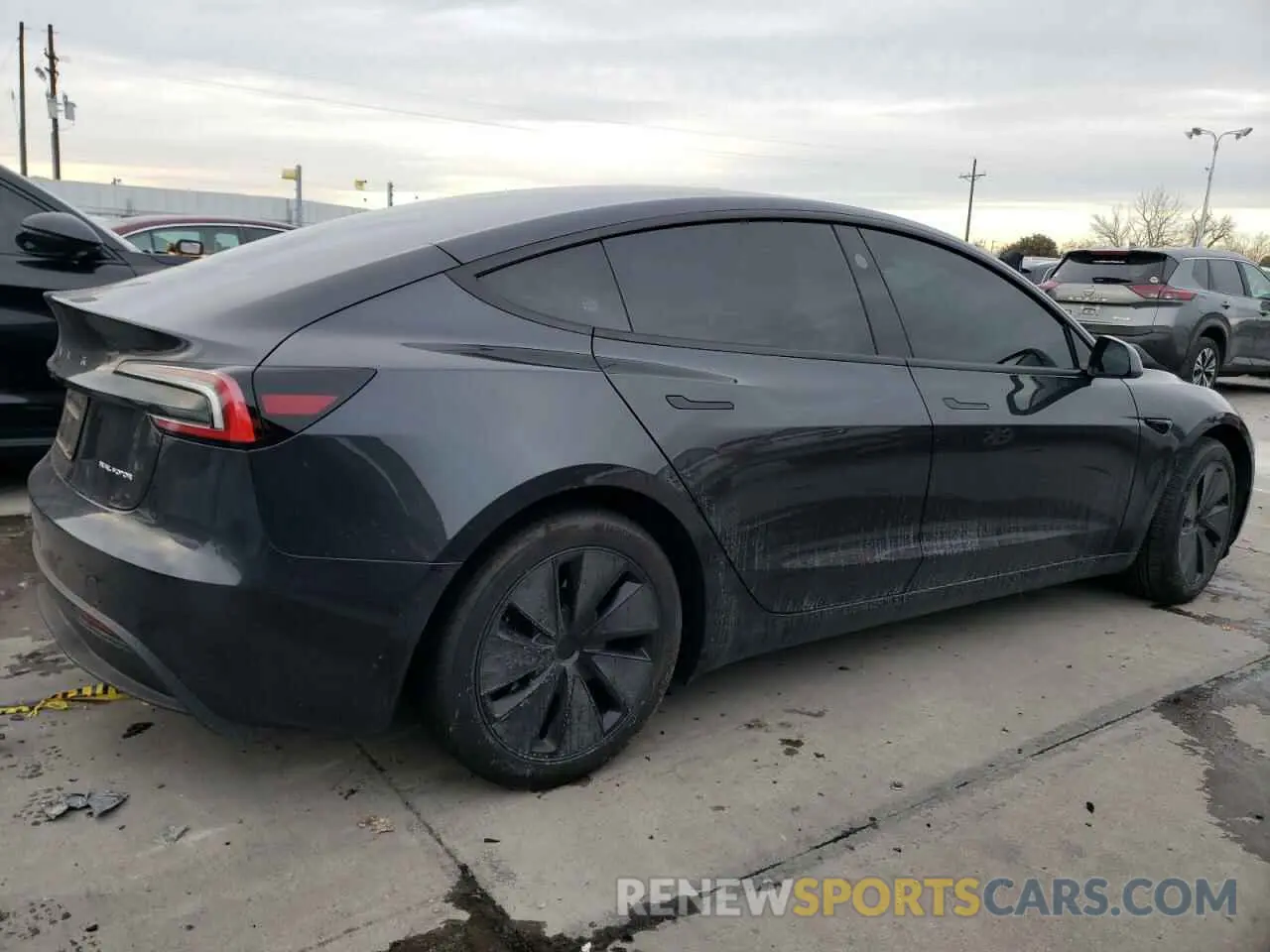 3 fotografías del automóvil dañado 5YJ3E1EB4RF735979 TESLA MODEL 3 2024