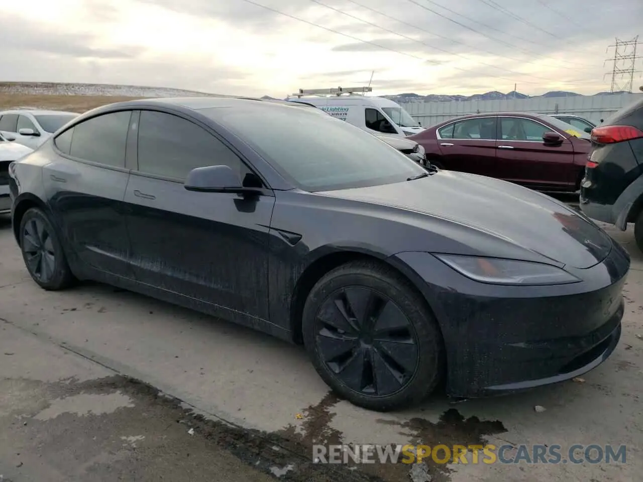 4 fotografías del automóvil dañado 5YJ3E1EB4RF735979 TESLA MODEL 3 2024