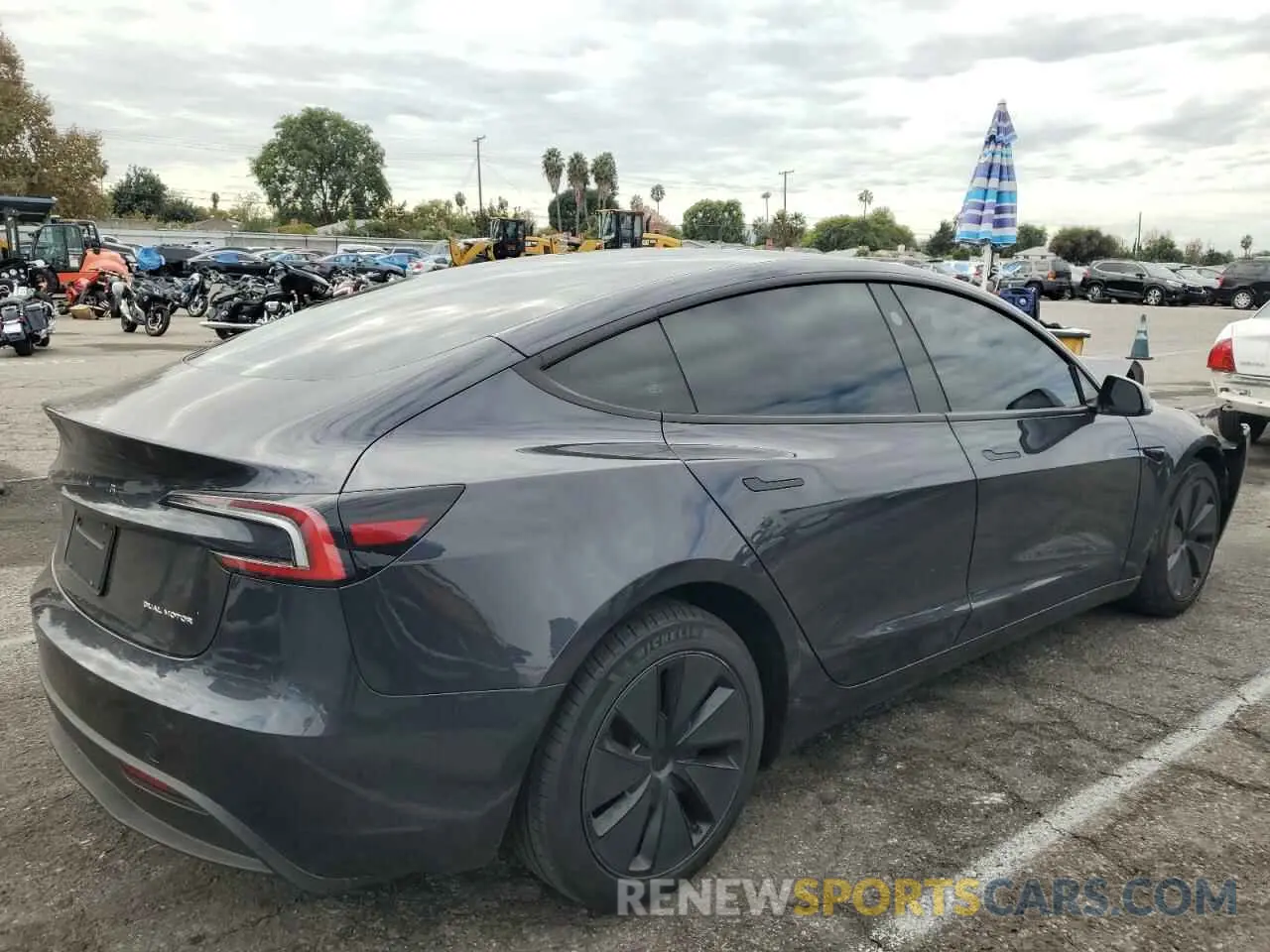 3 fotografías del automóvil dañado 5YJ3E1EB4RF760266 TESLA MODEL 3 2024