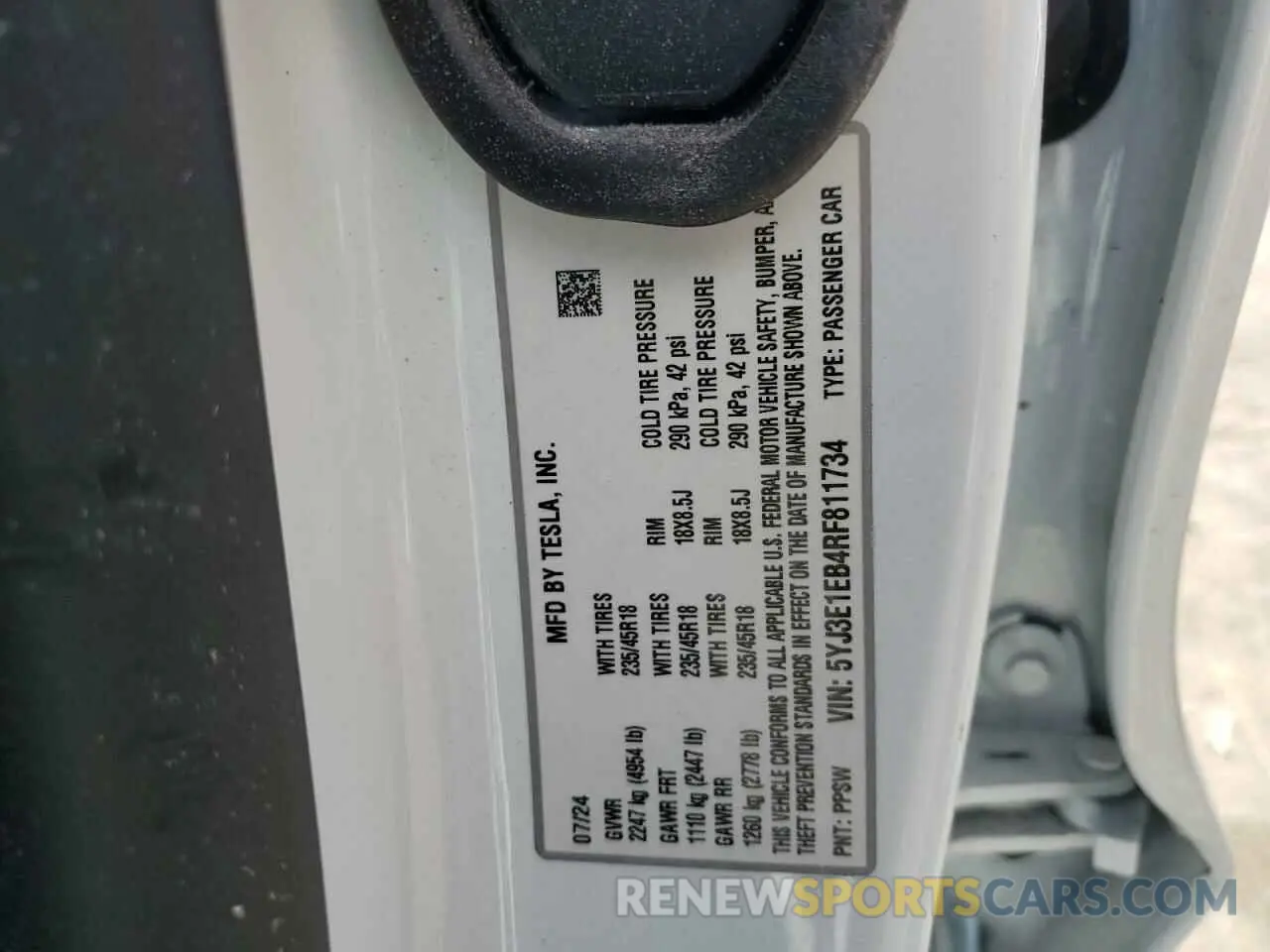 14 fotografías del automóvil dañado 5YJ3E1EB4RF811734 TESLA MODEL 3 2024