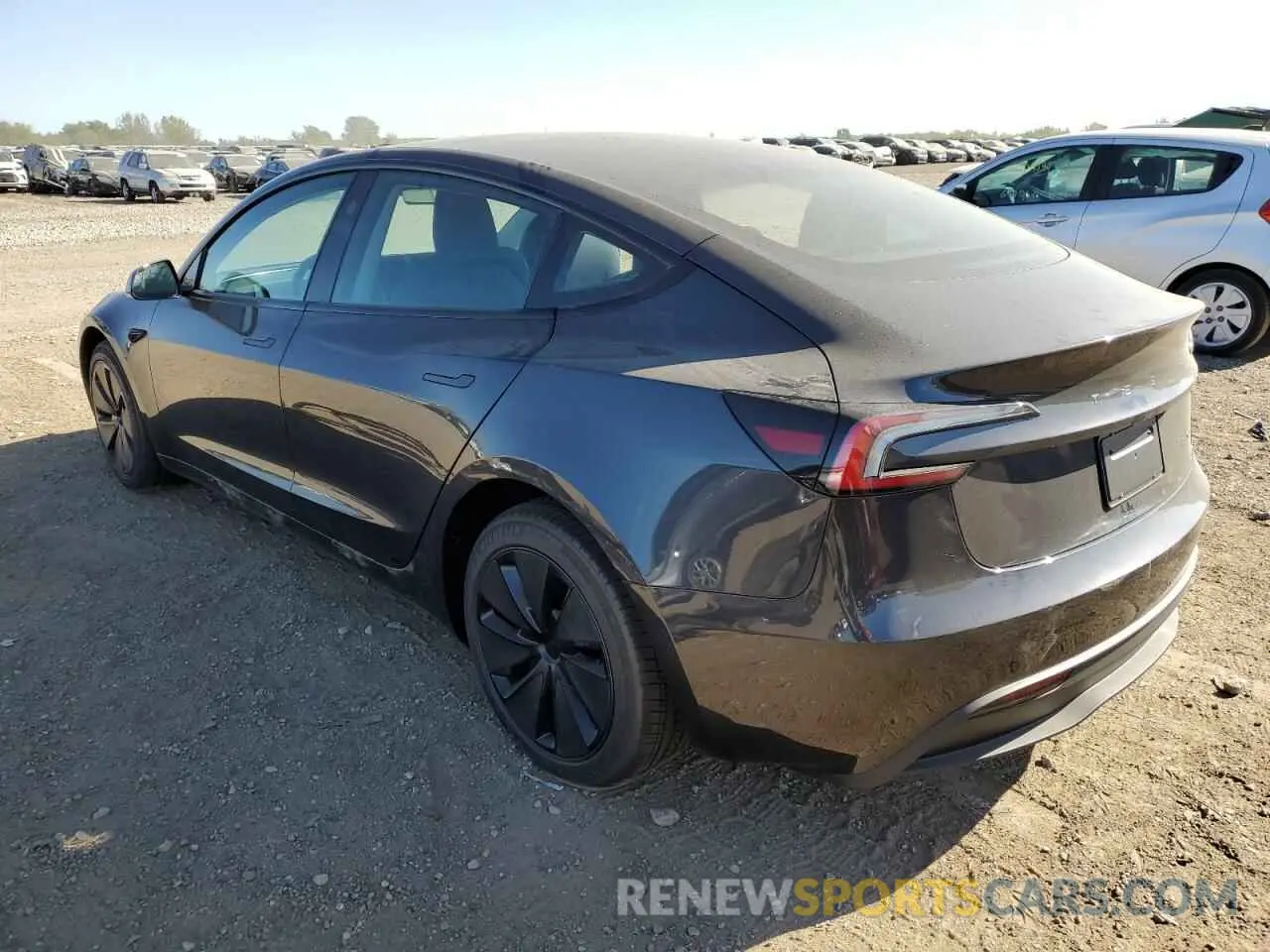 2 fotografías del automóvil dañado 5YJ3E1EB4RF811927 TESLA MODEL 3 2024