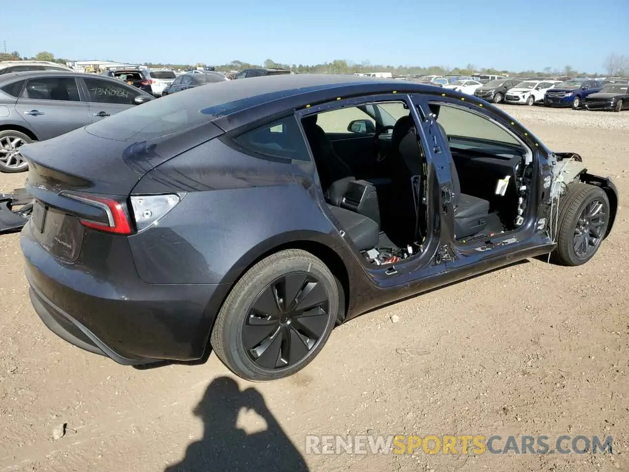 3 fotografías del automóvil dañado 5YJ3E1EB4RF811927 TESLA MODEL 3 2024