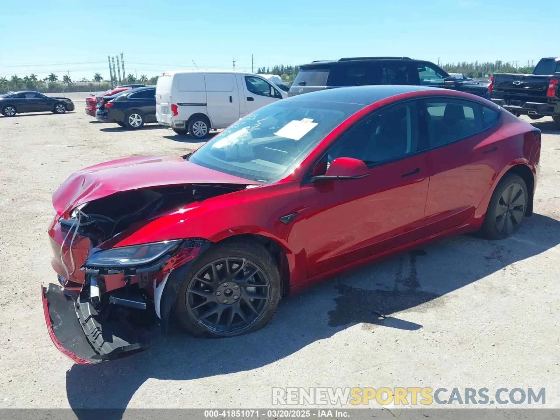 2 fotografías del automóvil dañado 5YJ3E1EB4RF812673 TESLA MODEL 3 2024