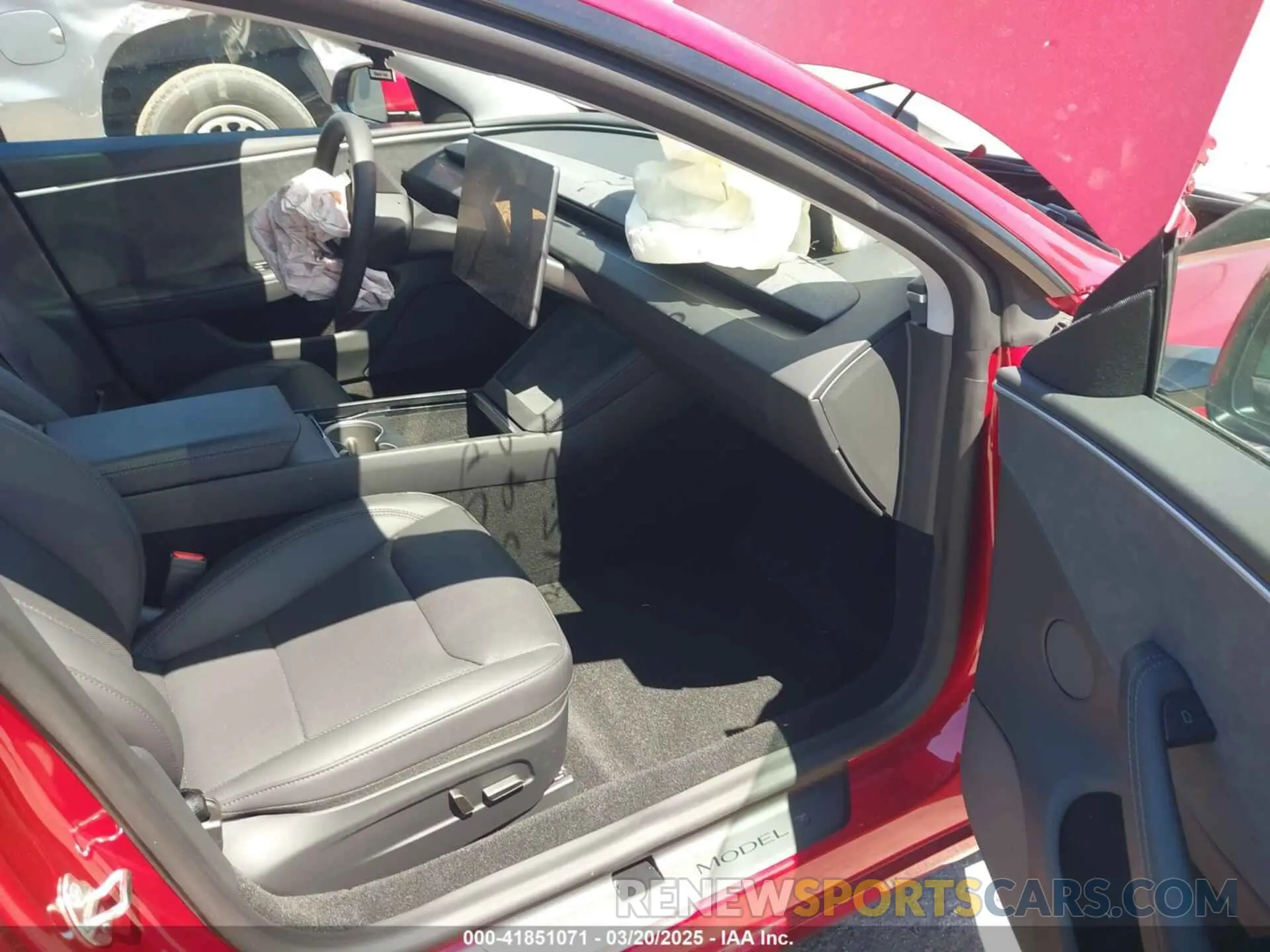 5 fotografías del automóvil dañado 5YJ3E1EB4RF812673 TESLA MODEL 3 2024
