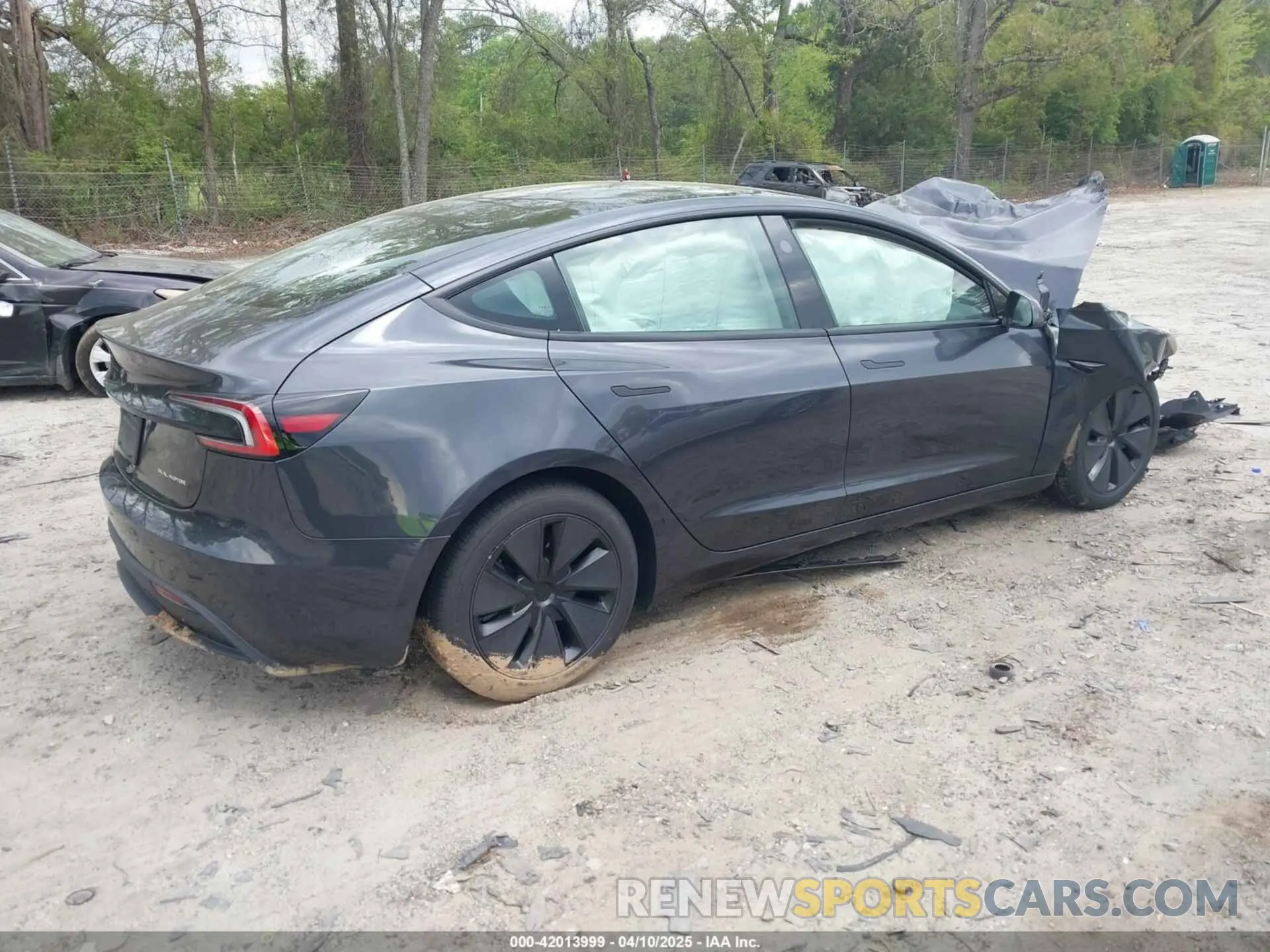 4 fotografías del automóvil dañado 5YJ3E1EB4RF864093 TESLA MODEL 3 2024