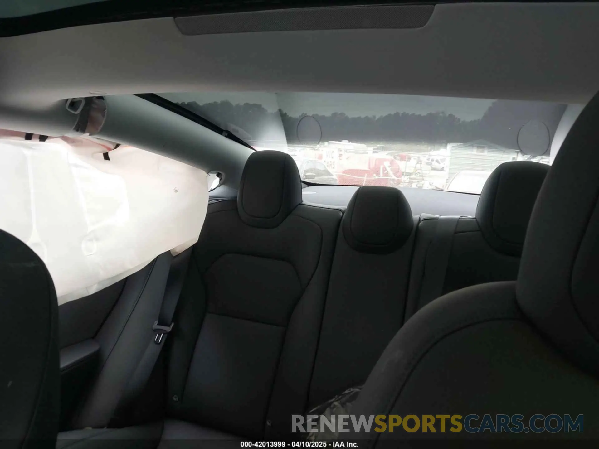 8 fotografías del automóvil dañado 5YJ3E1EB4RF864093 TESLA MODEL 3 2024