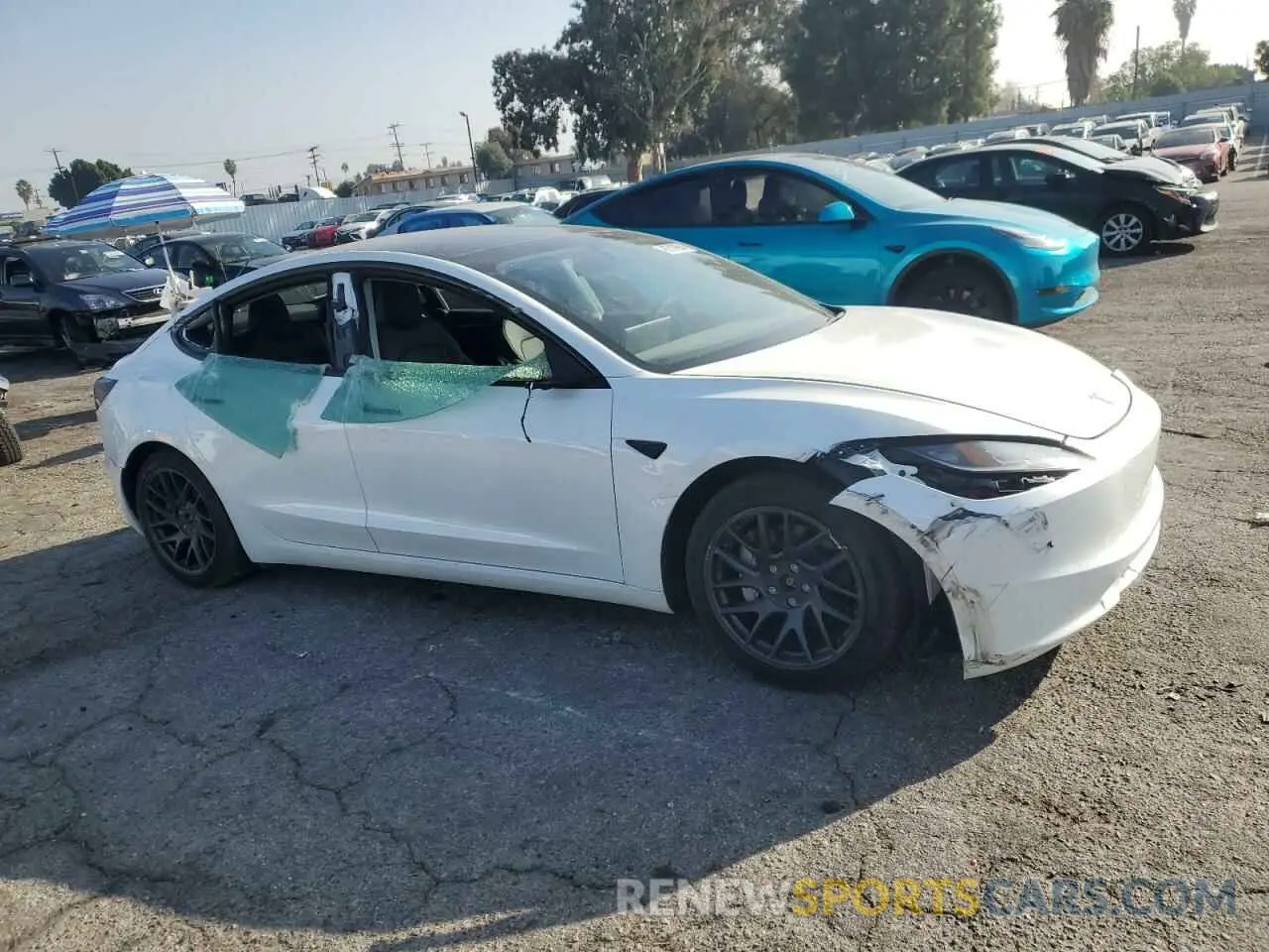 4 fotografías del automóvil dañado 5YJ3E1EB5RF817218 TESLA MODEL 3 2024