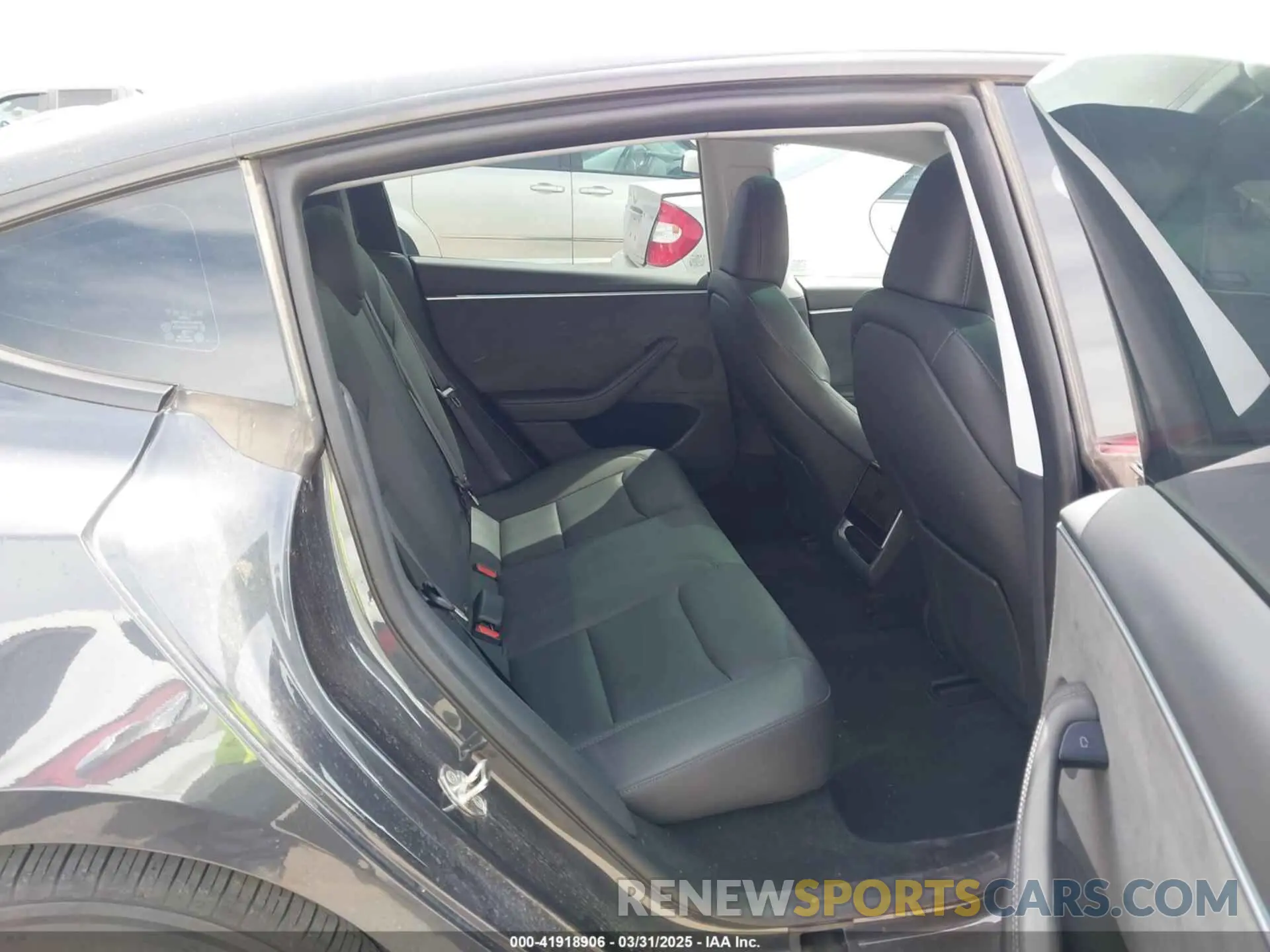 8 fotografías del automóvil dañado 5YJ3E1EB6RF725258 TESLA MODEL 3 2024