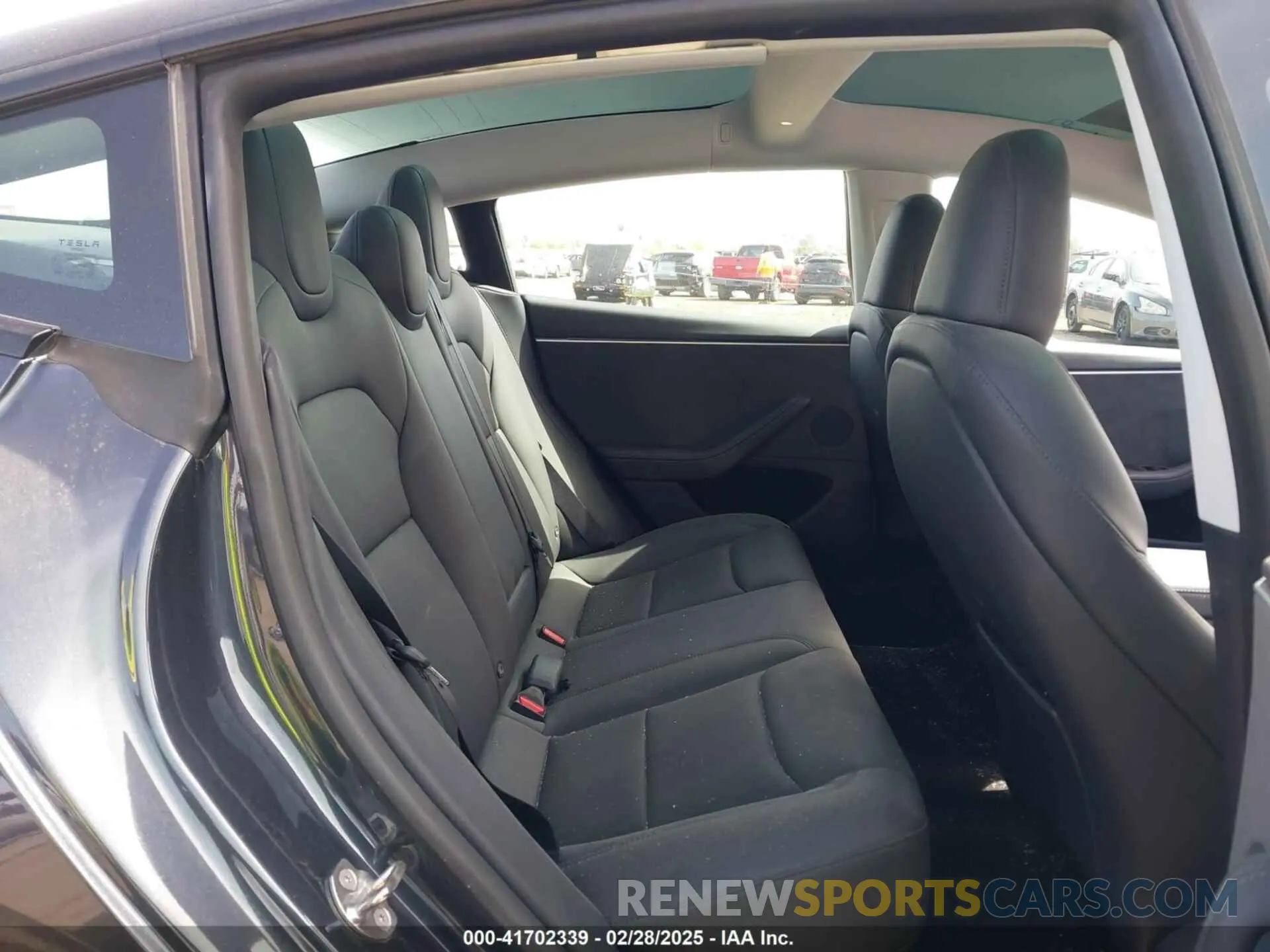 8 fotografías del automóvil dañado 5YJ3E1EB6RF745736 TESLA MODEL 3 2024