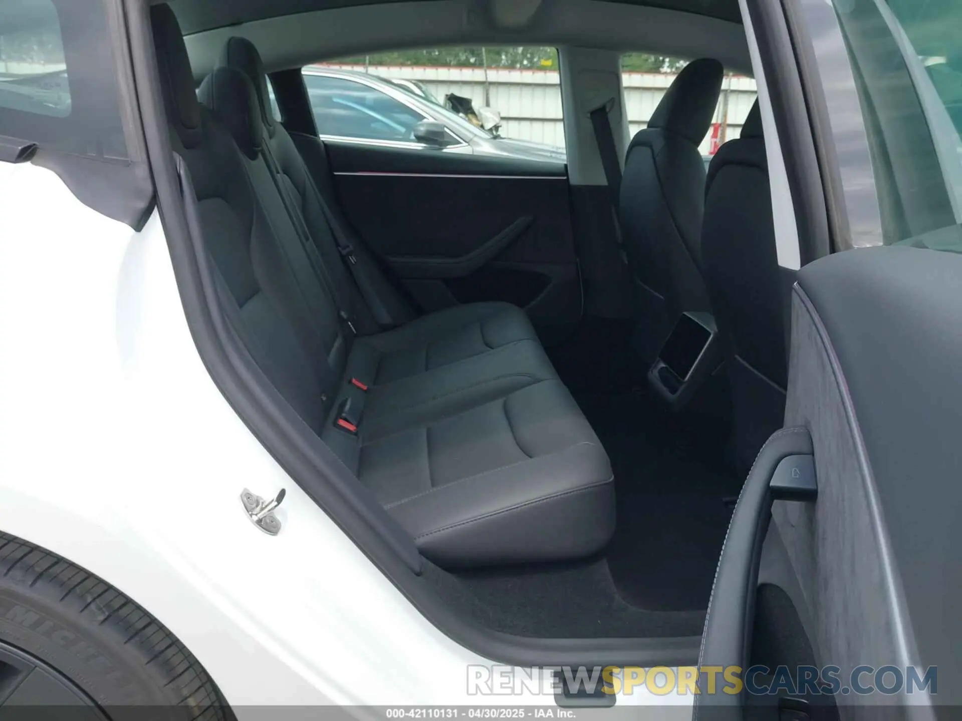 8 fotografías del automóvil dañado 5YJ3E1EB6RF795164 TESLA MODEL 3 2024