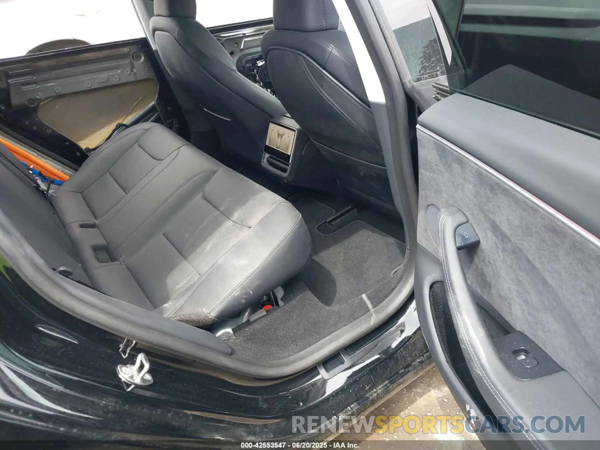 8 fotografías del automóvil dañado 5YJ3E1EB6RF797223 TESLA MODEL 3 2024