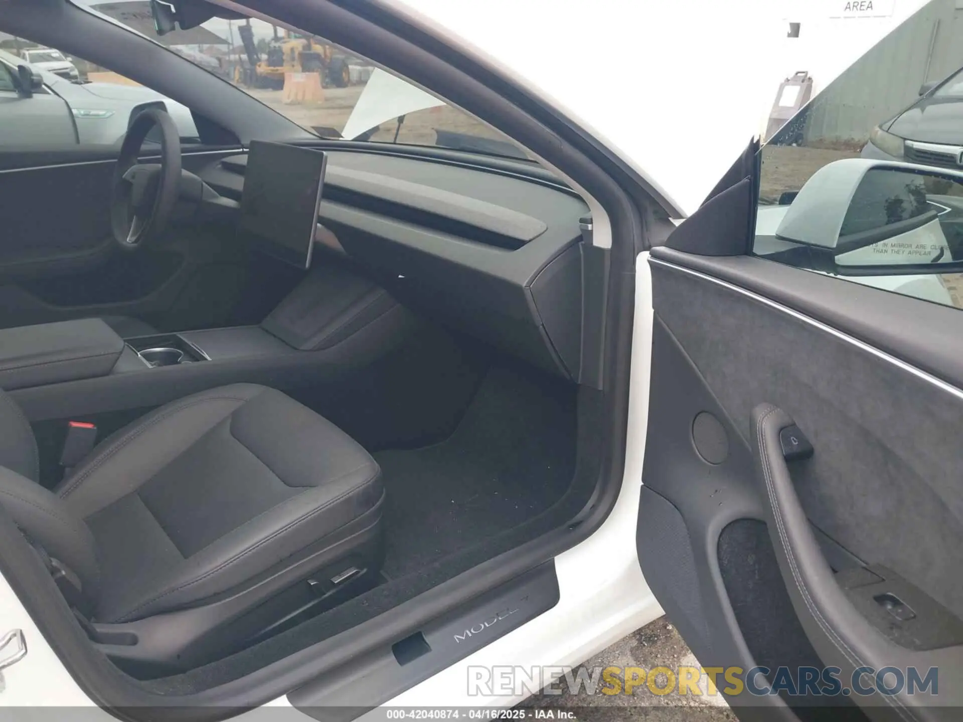5 fotografías del automóvil dañado 5YJ3E1EB6RF842807 TESLA MODEL 3 2024