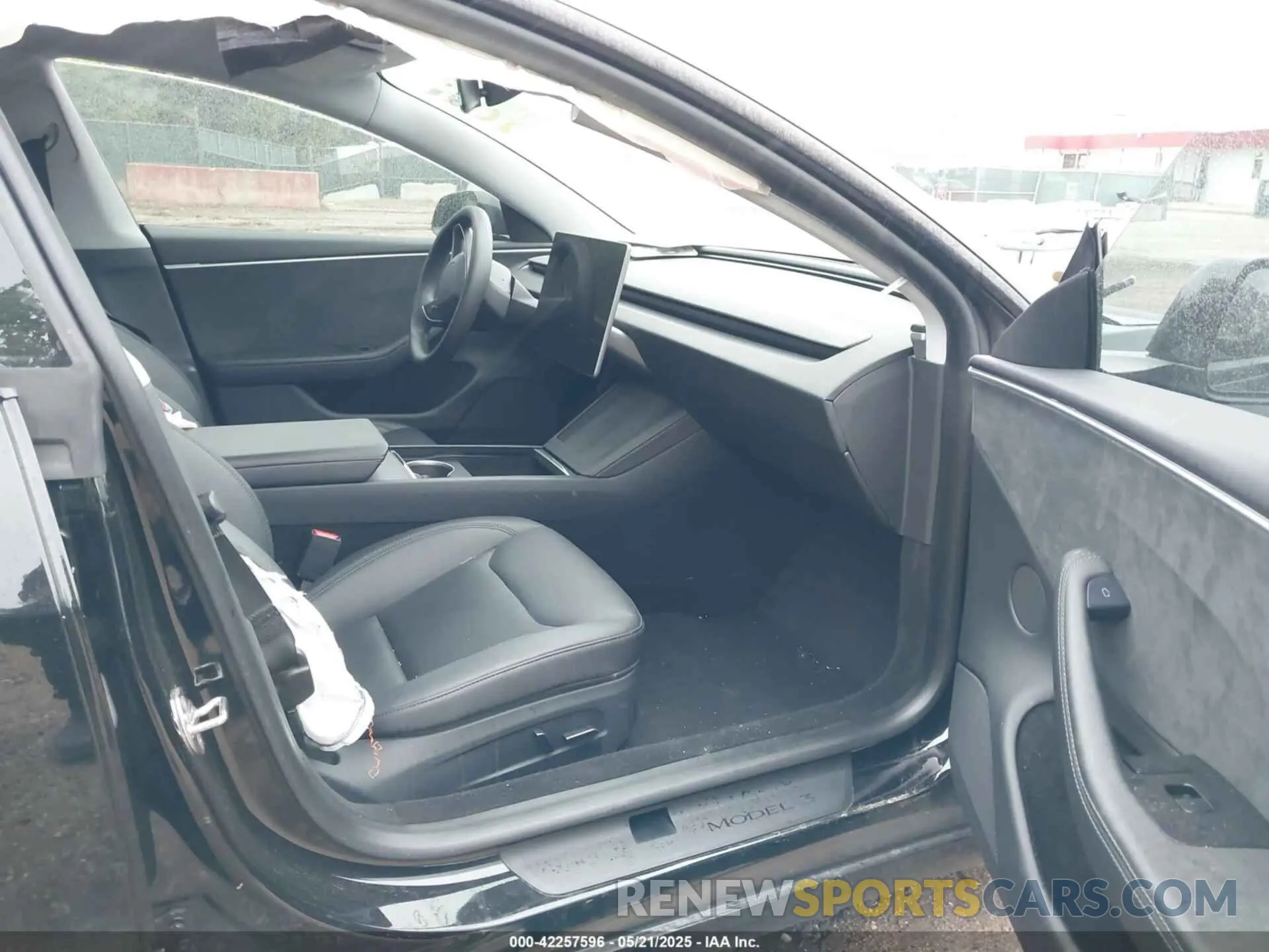 5 fotografías del automóvil dañado 5YJ3E1EB7RF717234 TESLA MODEL 3 2024