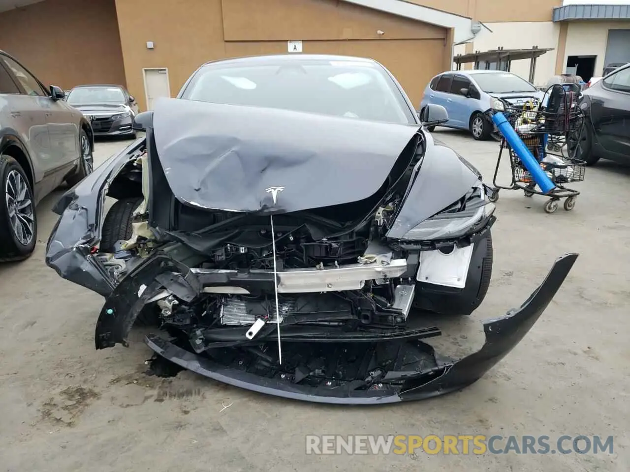 5 fotografías del automóvil dañado 5YJ3E1EB7RF740562 TESLA MODEL 3 2024