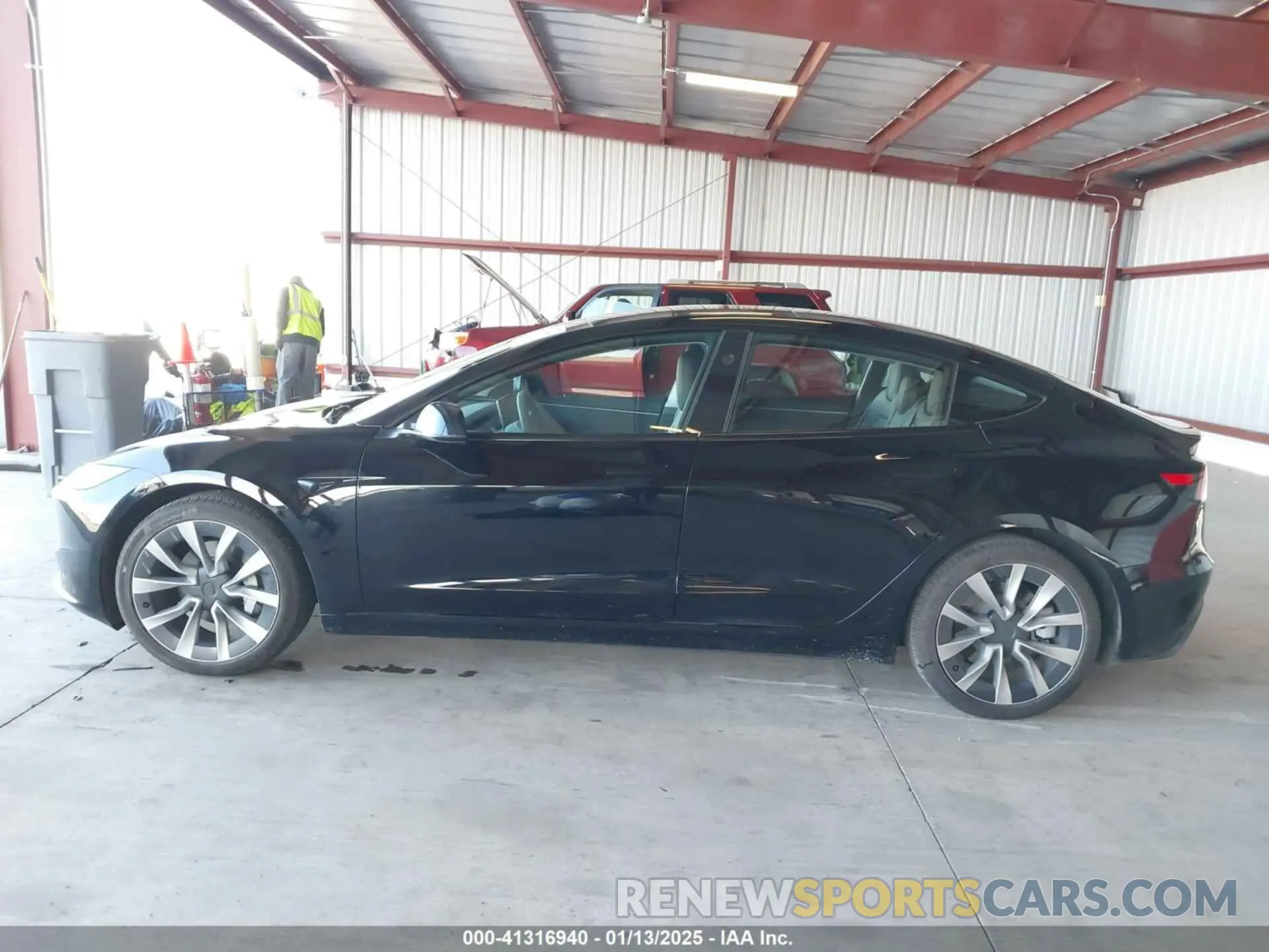 14 fotografías del automóvil dañado 5YJ3E1EB7RF788921 TESLA MODEL 3 2024