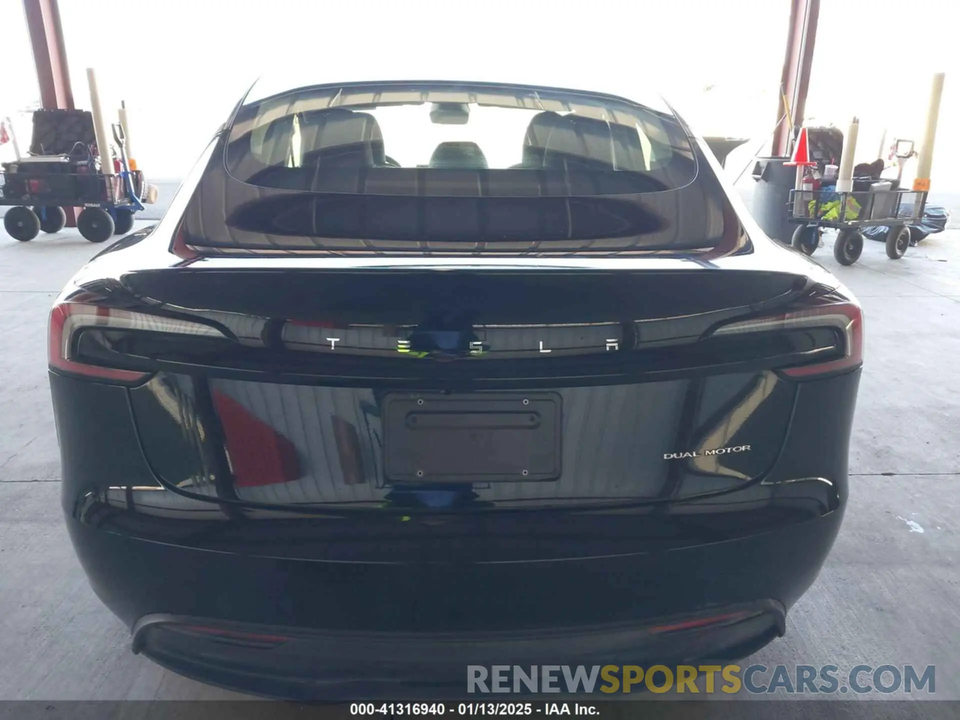 16 fotografías del automóvil dañado 5YJ3E1EB7RF788921 TESLA MODEL 3 2024