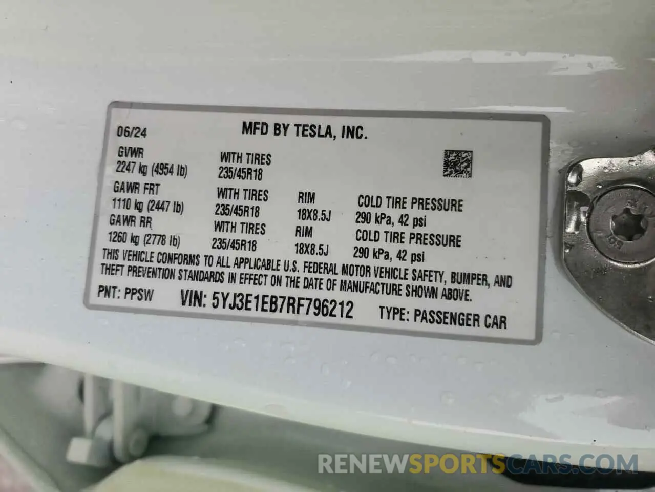 12 fotografías del automóvil dañado 5YJ3E1EB7RF796212 TESLA MODEL 3 2024