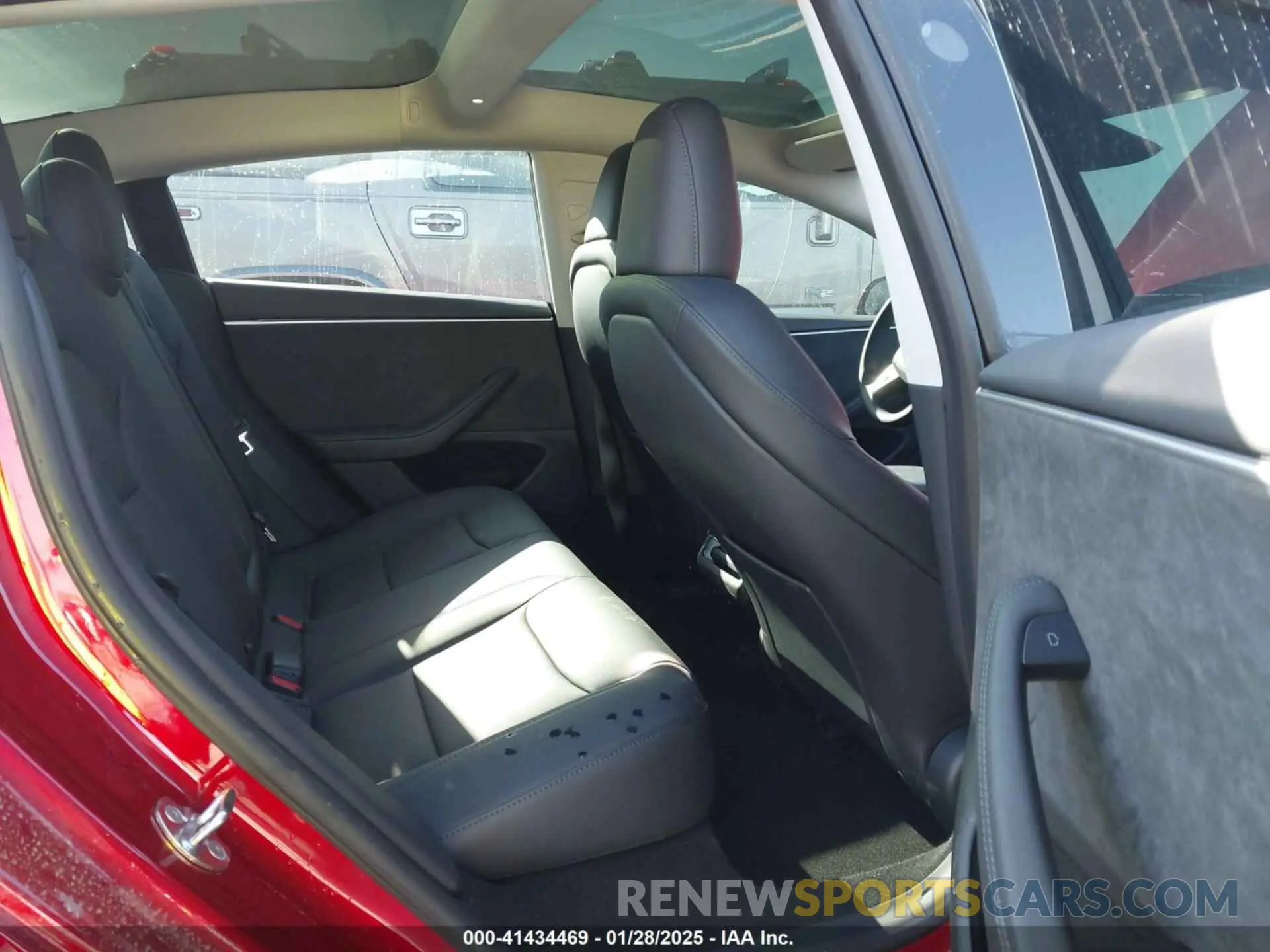 8 fotografías del automóvil dañado 5YJ3E1EB7RF814322 TESLA MODEL 3 2024