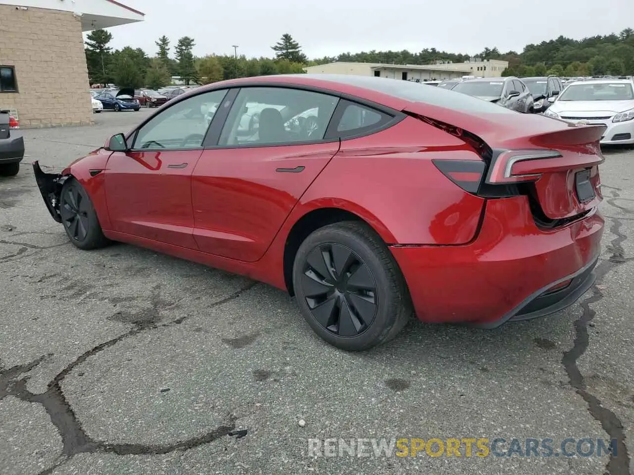 2 fotografías del automóvil dañado 5YJ3E1EB7RF845005 TESLA MODEL 3 2024