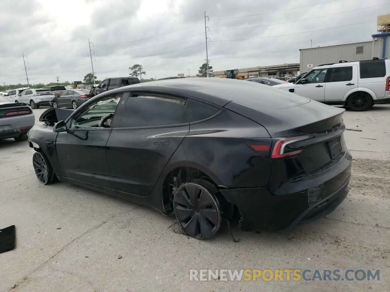 2 fotografías del automóvil dañado 5YJ3E1EB8RF717033 TESLA MODEL 3 2024
