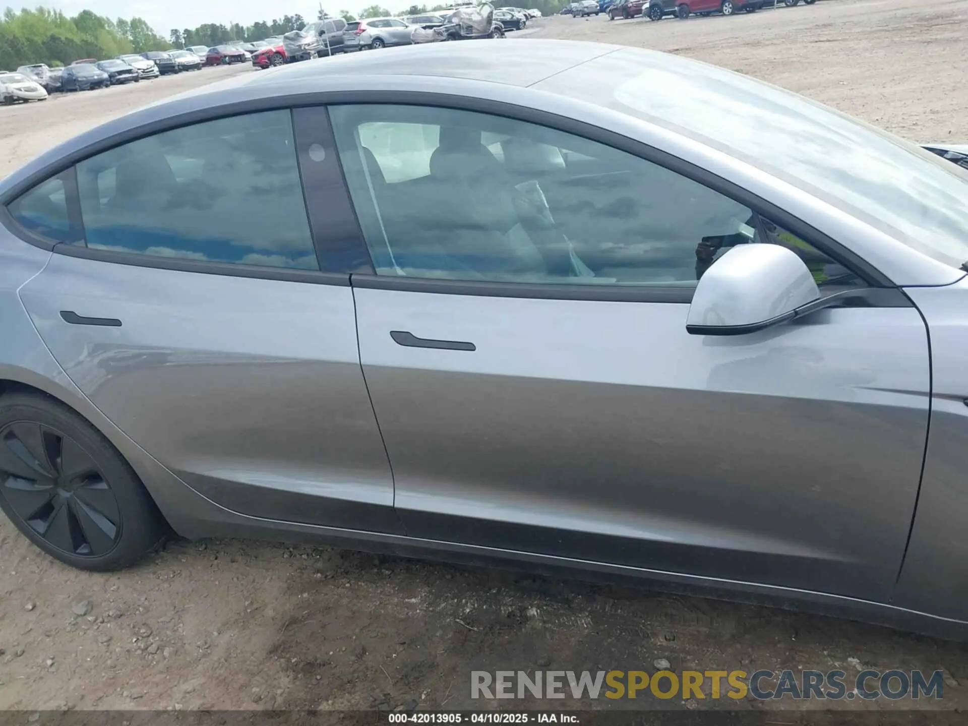 13 fotografías del automóvil dañado 5YJ3E1EB8RF846549 TESLA MODEL 3 2024