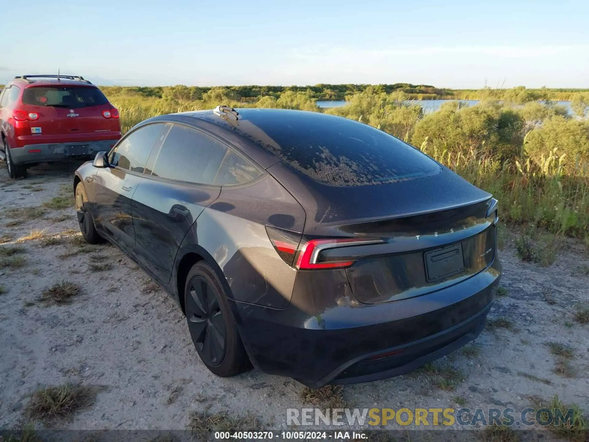3 fotografías del automóvil dañado 5YJ3E1EB9RF755581 TESLA MODEL 3 2024