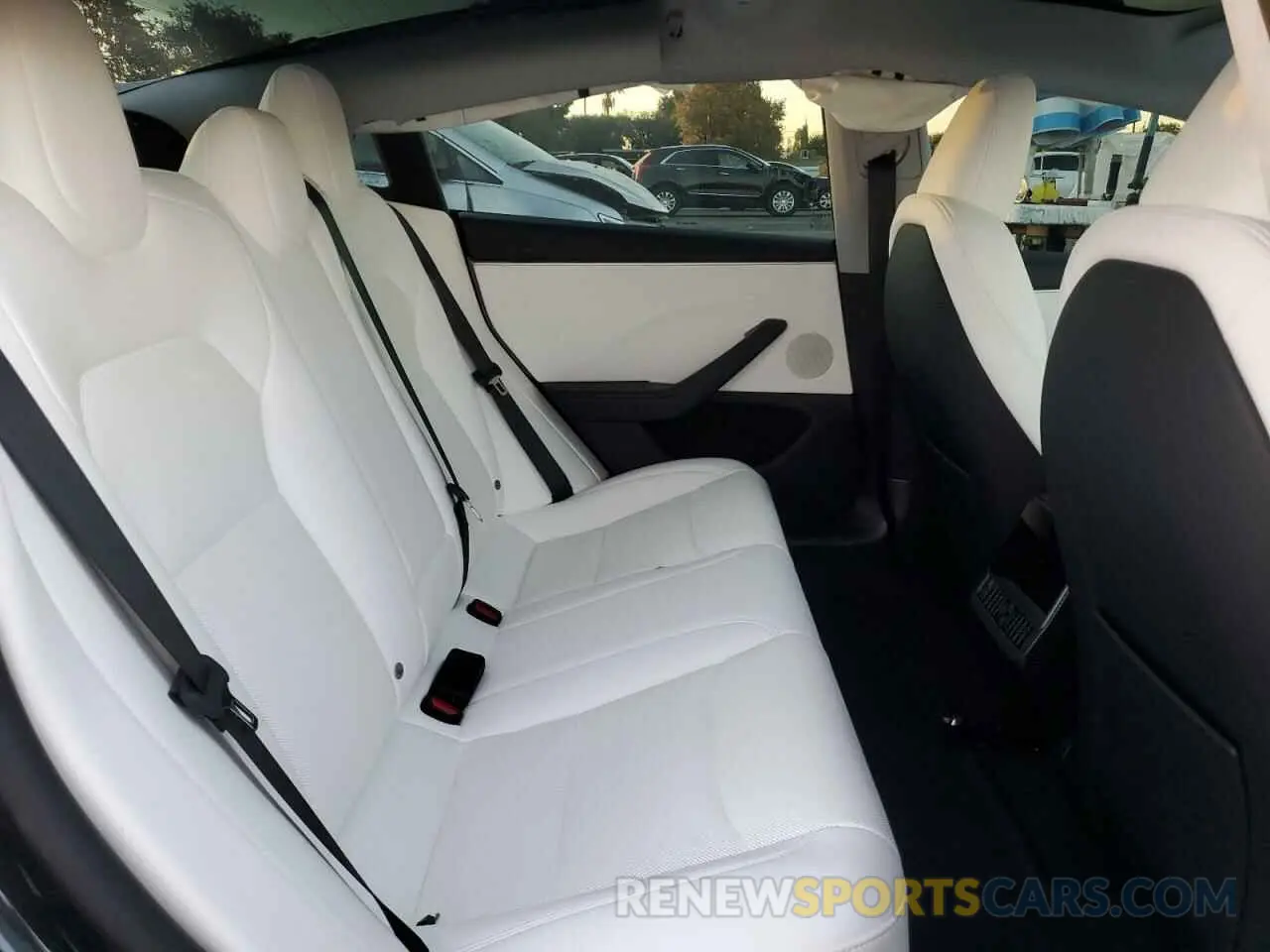 10 fotografías del automóvil dañado 5YJ3E1EBXRF769442 TESLA MODEL 3 2024