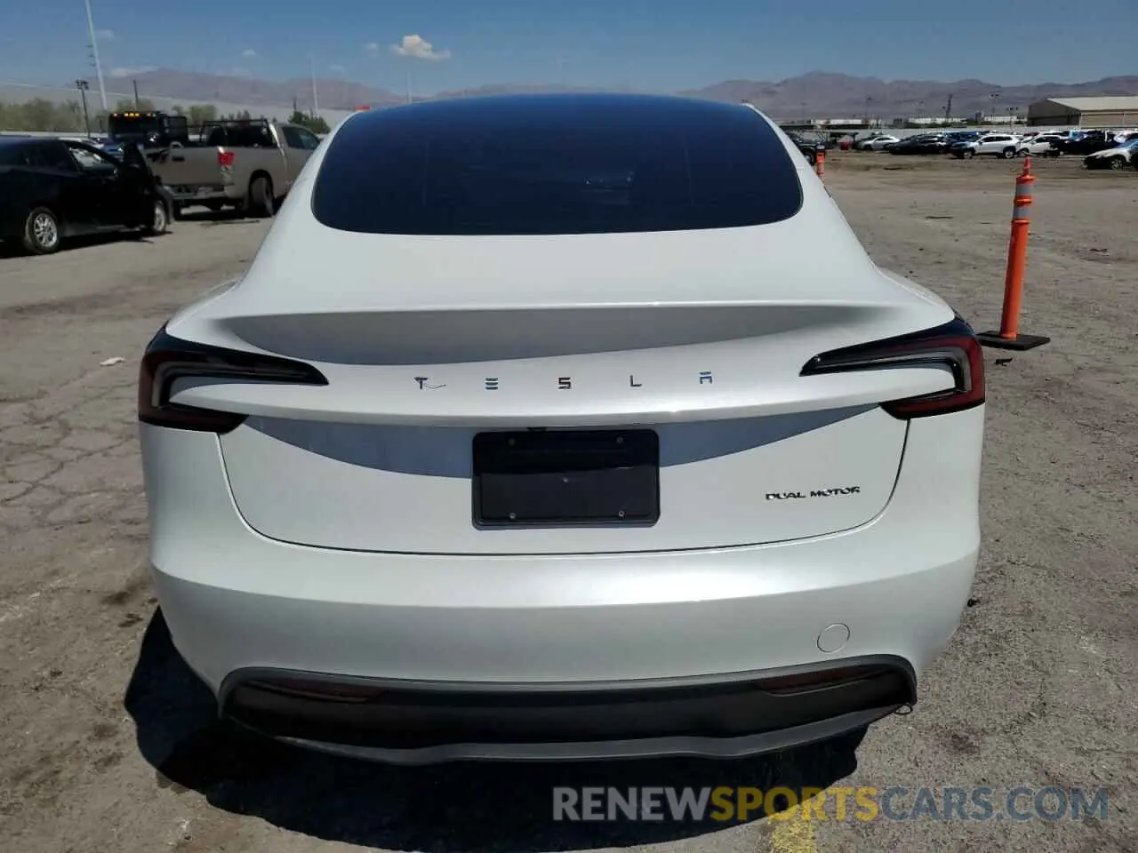 6 fotografías del automóvil dañado 5YJ3E1EBXRF796379 TESLA MODEL 3 2024