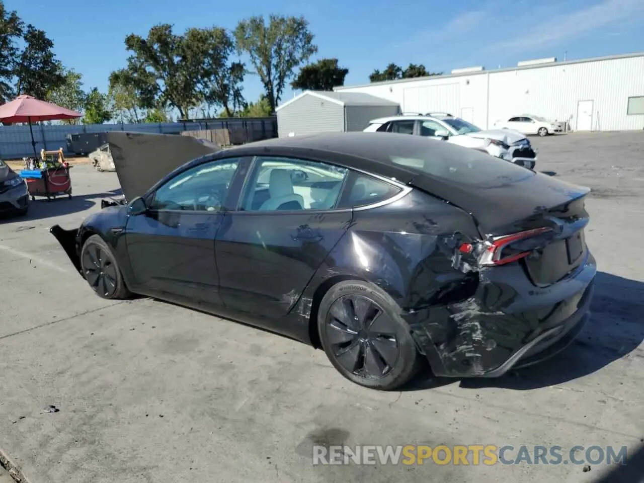 2 fotografías del automóvil dañado 5YJ3E1EBXRF809860 TESLA MODEL 3 2024