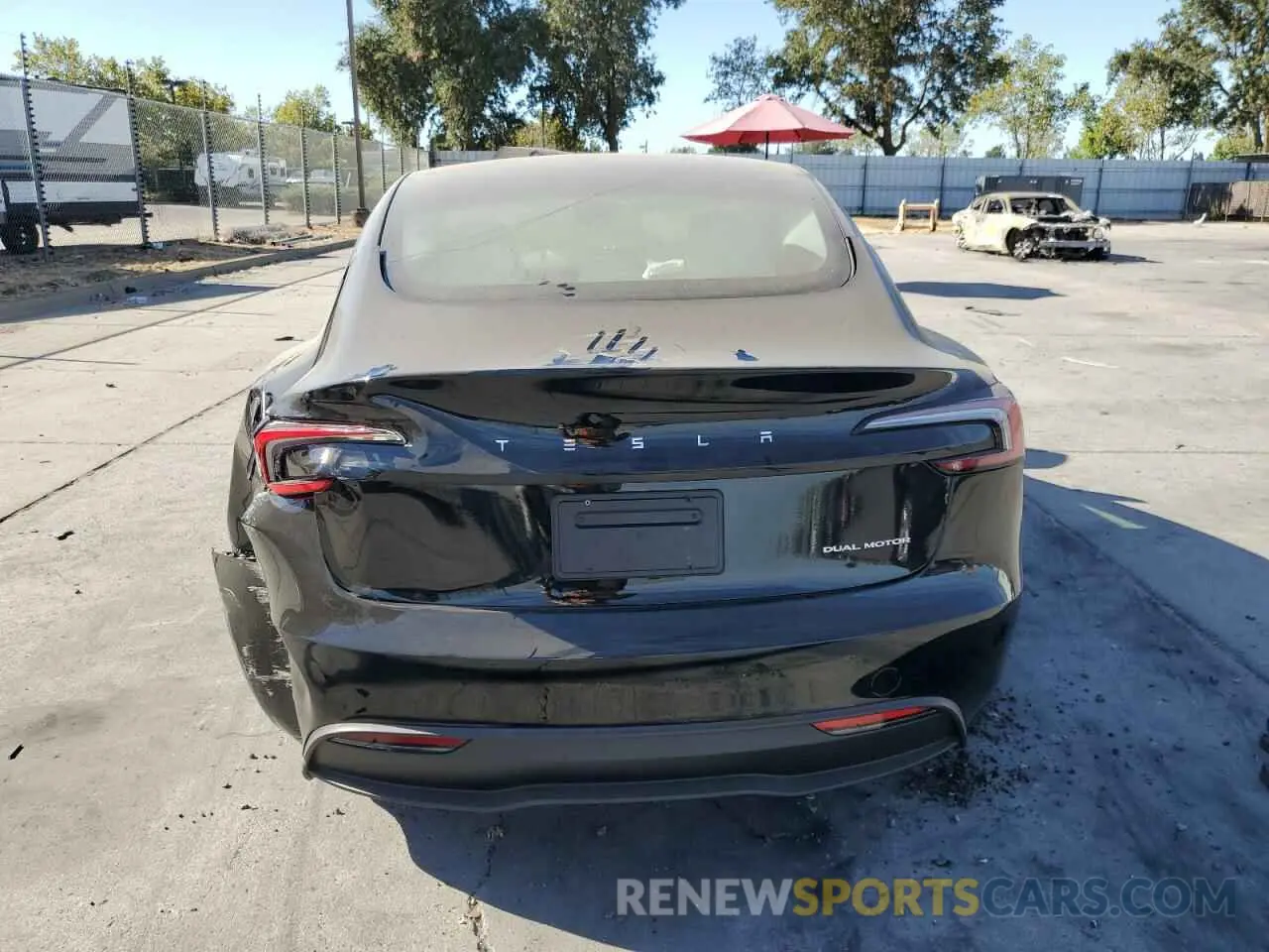 6 fotografías del automóvil dañado 5YJ3E1EBXRF809860 TESLA MODEL 3 2024