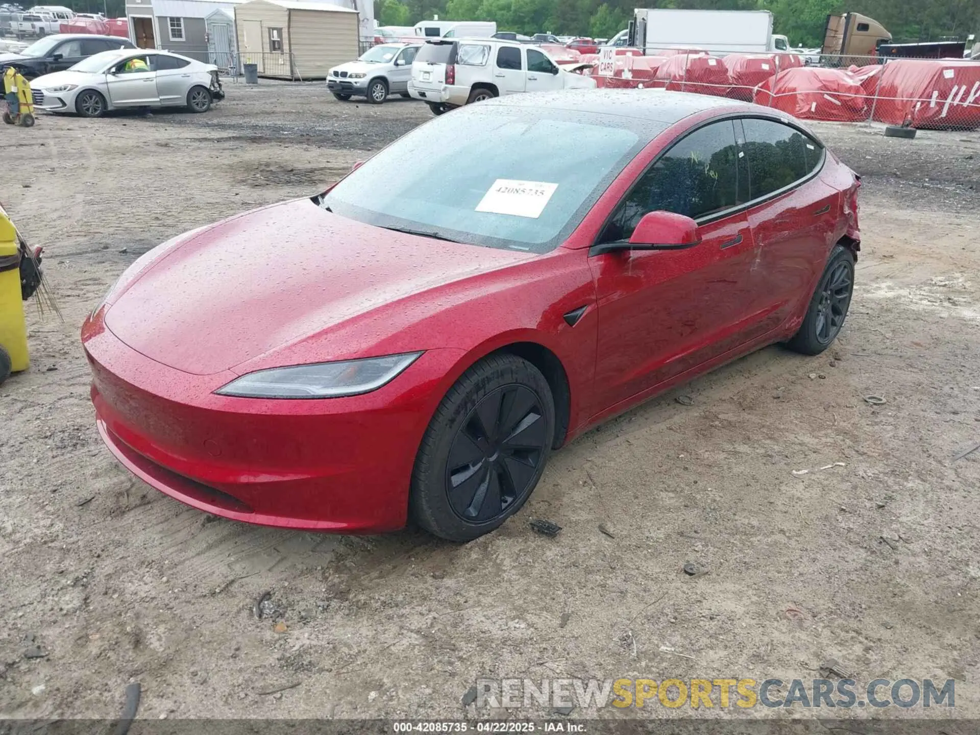 2 fotografías del automóvil dañado 5YJ3E1EBXRF810684 TESLA MODEL 3 2024