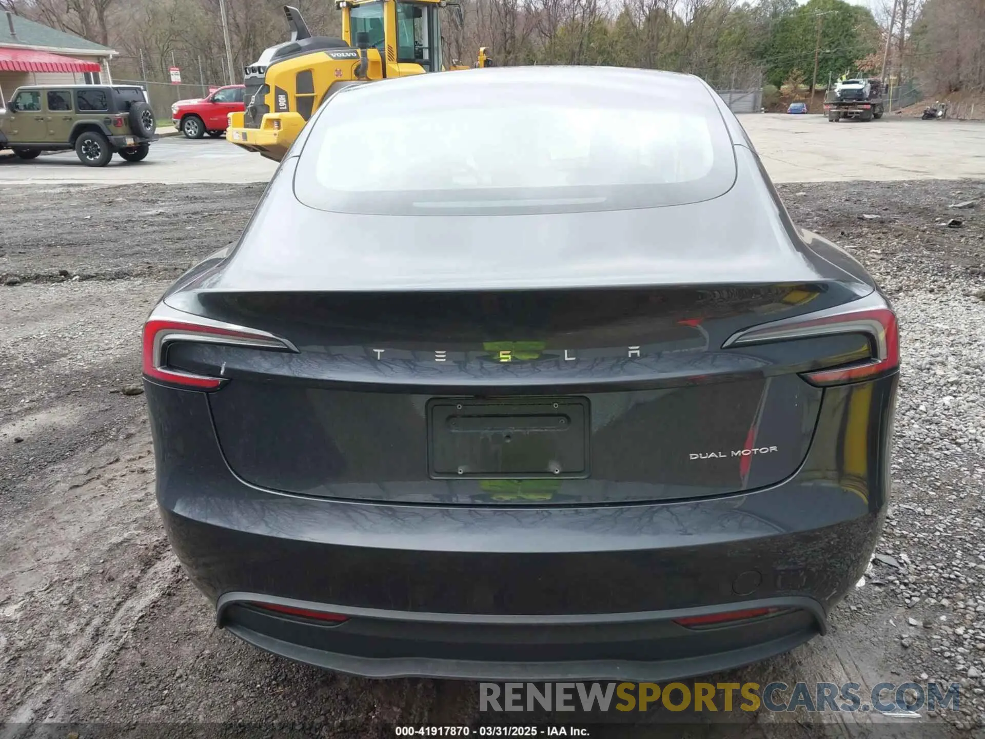 17 fotografías del automóvil dañado 5YJ3E1EBXRF813620 TESLA MODEL 3 2024