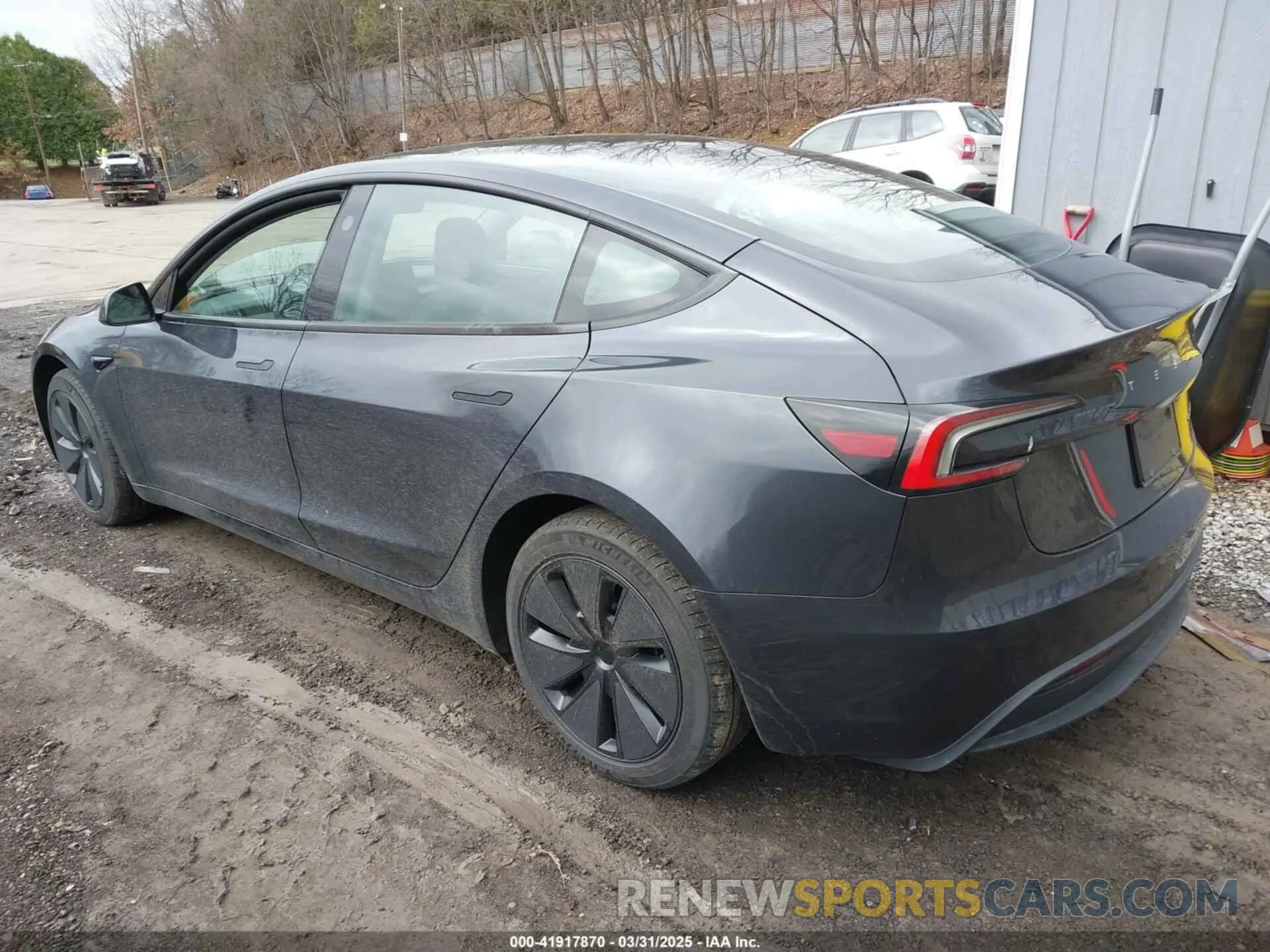 3 fotografías del automóvil dañado 5YJ3E1EBXRF813620 TESLA MODEL 3 2024