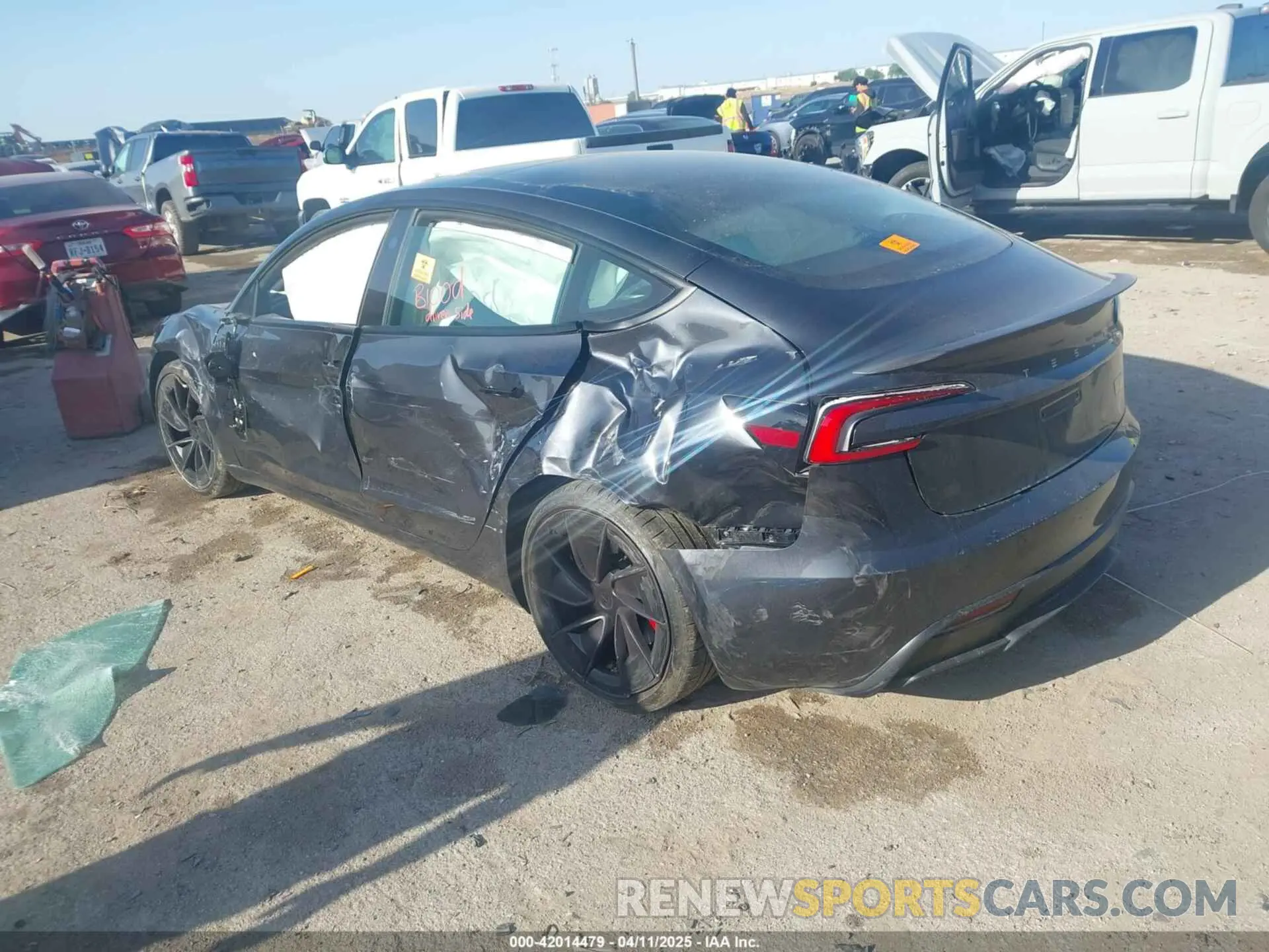 3 fotografías del automóvil dañado 5YJ3E1ET1RF885637 TESLA MODEL 3 2024