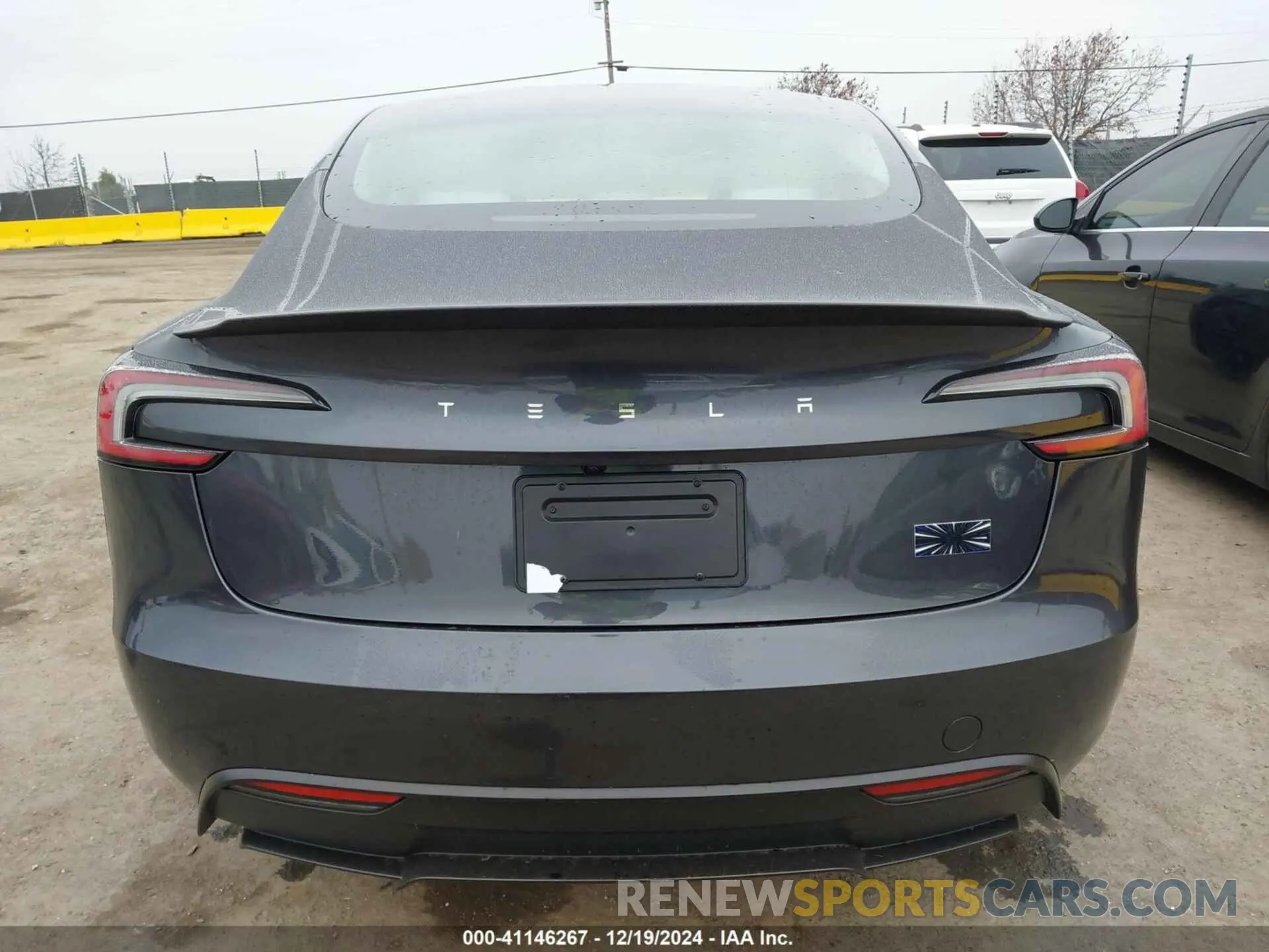 15 fotografías del automóvil dañado 5YJ3E1ET1RF914389 TESLA MODEL 3 2024