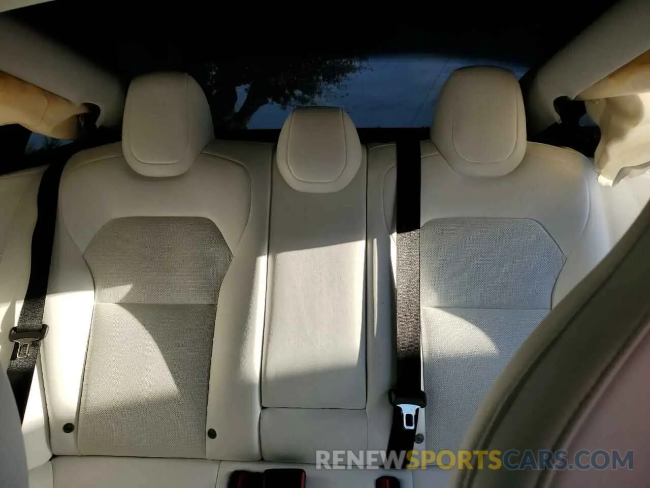 10 fotografías del automóvil dañado 5YJ3E1ET2RF758458 TESLA MODEL 3 2024