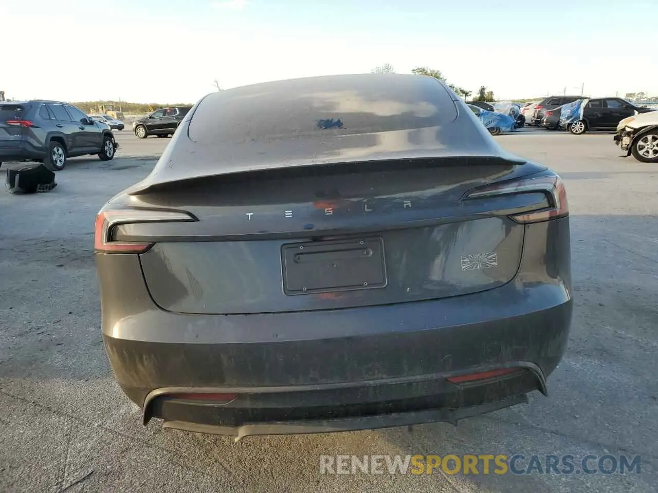 6 fotografías del automóvil dañado 5YJ3E1ET2RF758458 TESLA MODEL 3 2024
