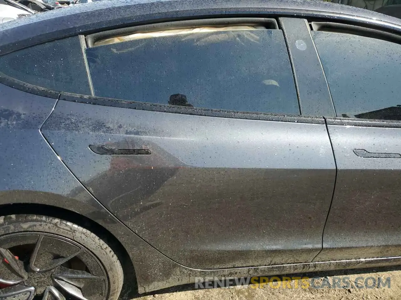 10 fotografías del automóvil dañado 5YJ3E1ET2RF774076 TESLA MODEL 3 2024