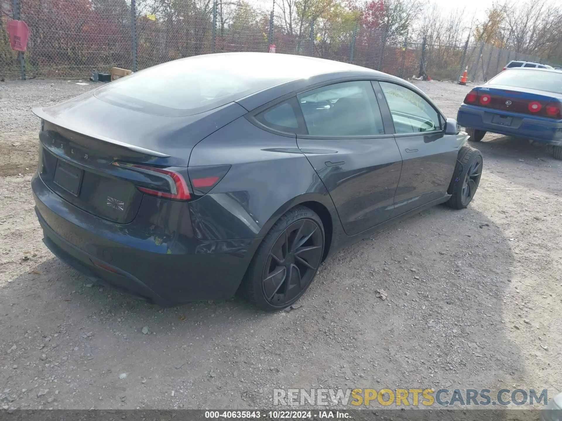 4 fotografías del automóvil dañado 5YJ3E1ET2RF801101 TESLA MODEL 3 2024