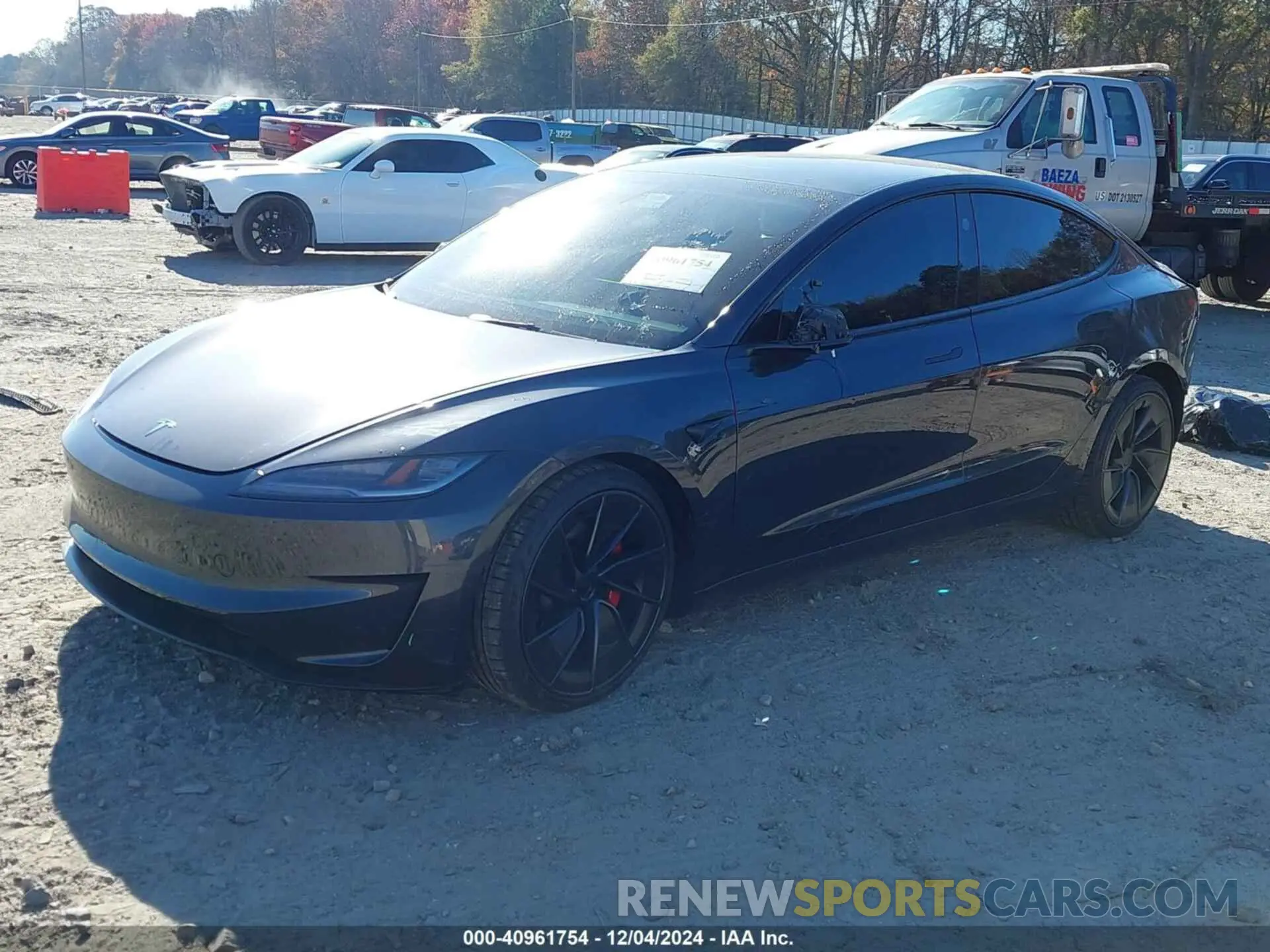 2 fotografías del automóvil dañado 5YJ3E1ET2RF822708 TESLA MODEL 3 2024