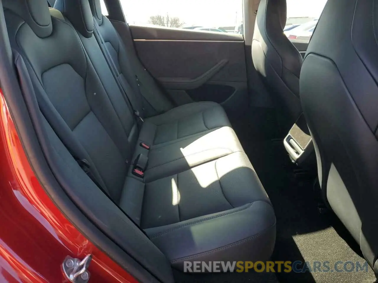10 fotografías del automóvil dañado 5YJ3E1ET3RF810289 TESLA MODEL 3 2024