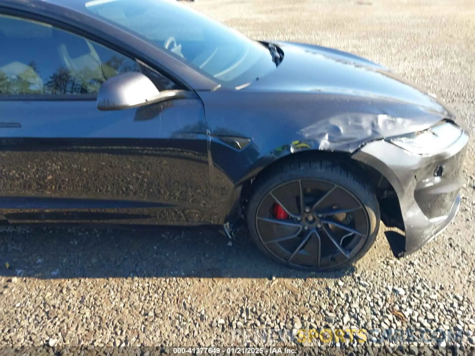 6 fotografías del automóvil dañado 5YJ3E1ET3RF845978 TESLA MODEL 3 2024