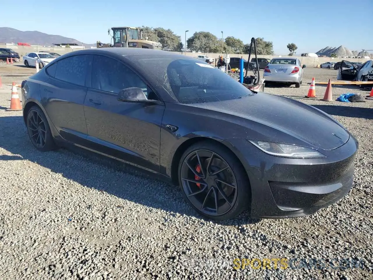 4 fotografías del automóvil dañado 5YJ3E1ET4RF831300 TESLA MODEL 3 2024