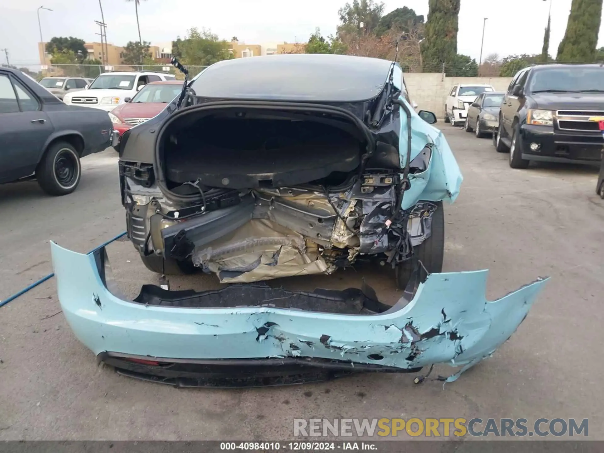 16 fotografías del automóvil dañado 5YJ3E1ET5RF863849 TESLA MODEL 3 2024