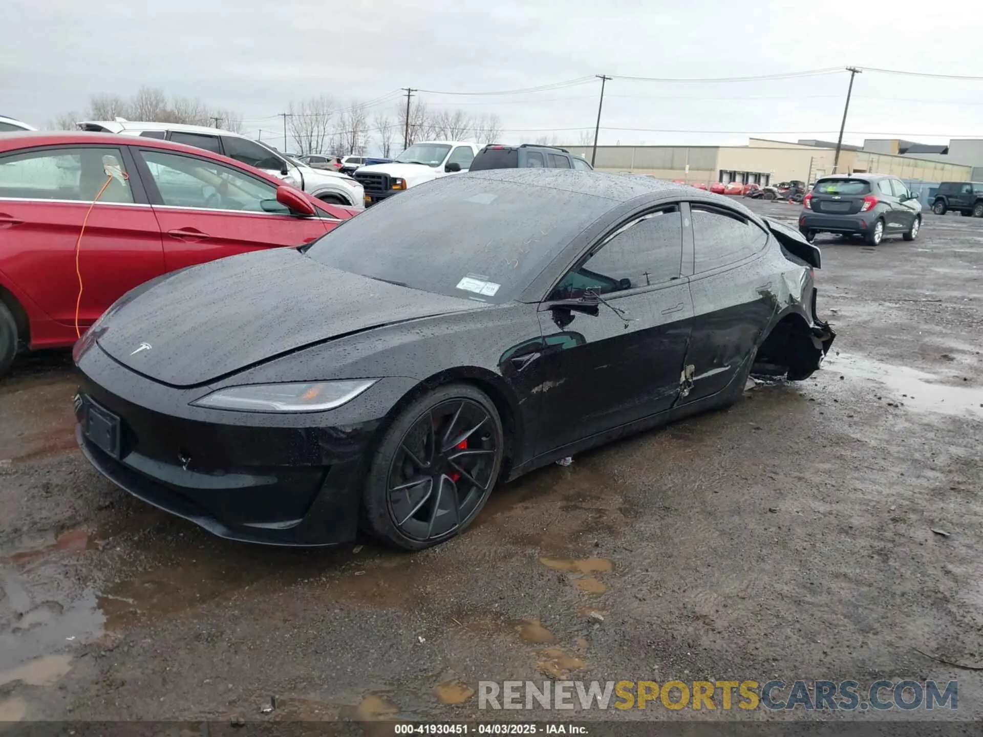 2 fotografías del automóvil dañado 5YJ3E1ET5RF892736 TESLA MODEL 3 2024