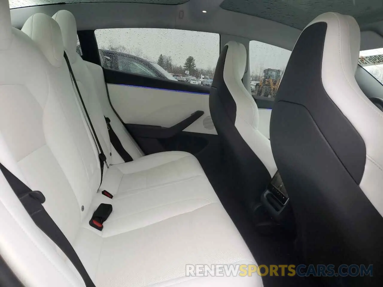 10 fotografías del automóvil dañado 5YJ3E1ET7RF784070 TESLA MODEL 3 2024