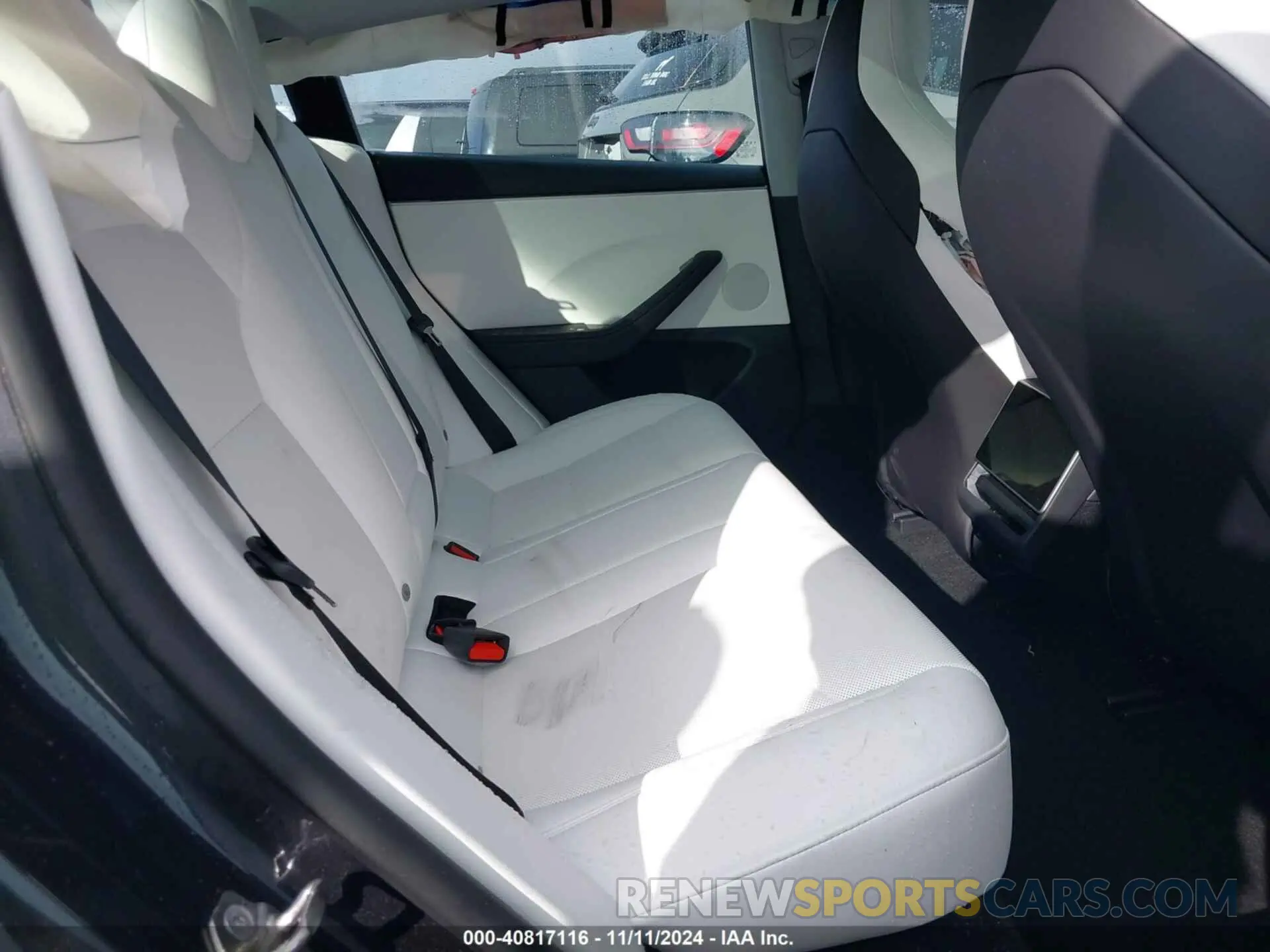 8 fotografías del automóvil dañado 5YJ3E1ET7RF841447 TESLA MODEL 3 2024