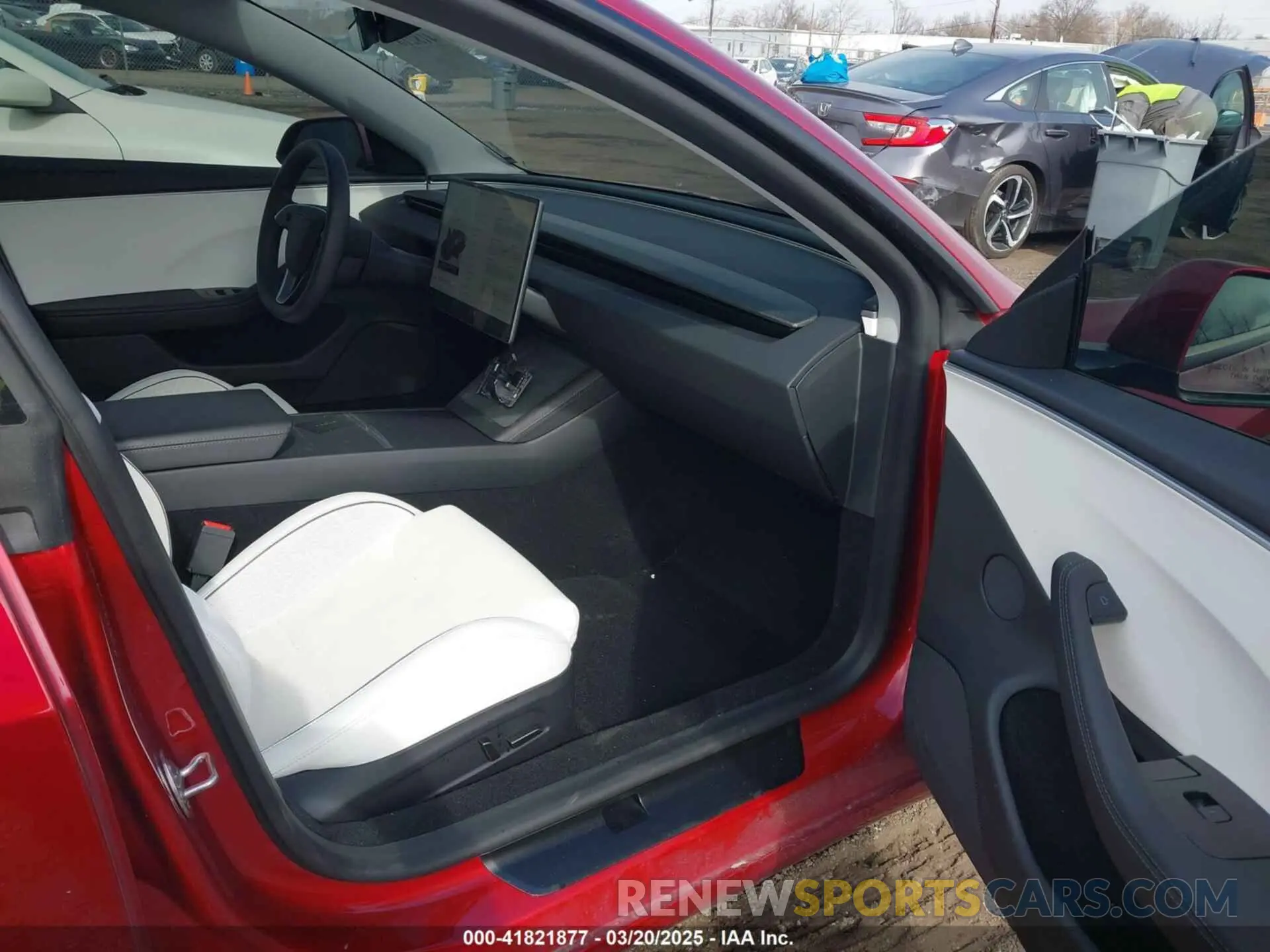 5 fotografías del automóvil dañado 5YJ3E1ET8RF835818 TESLA MODEL 3 2024