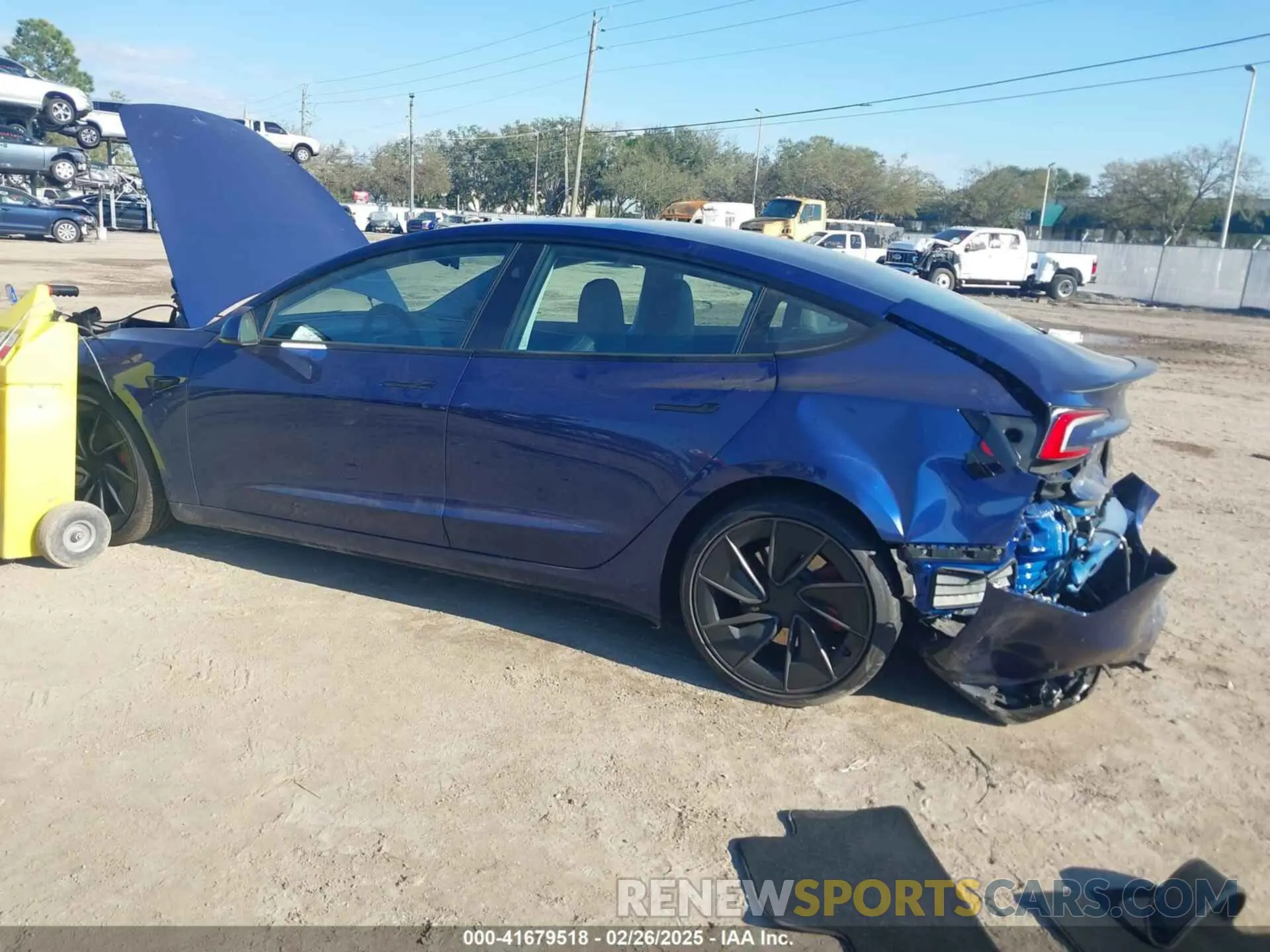 3 fotografías del automóvil dañado 5YJ3E1ET8RF859004 TESLA MODEL 3 2024