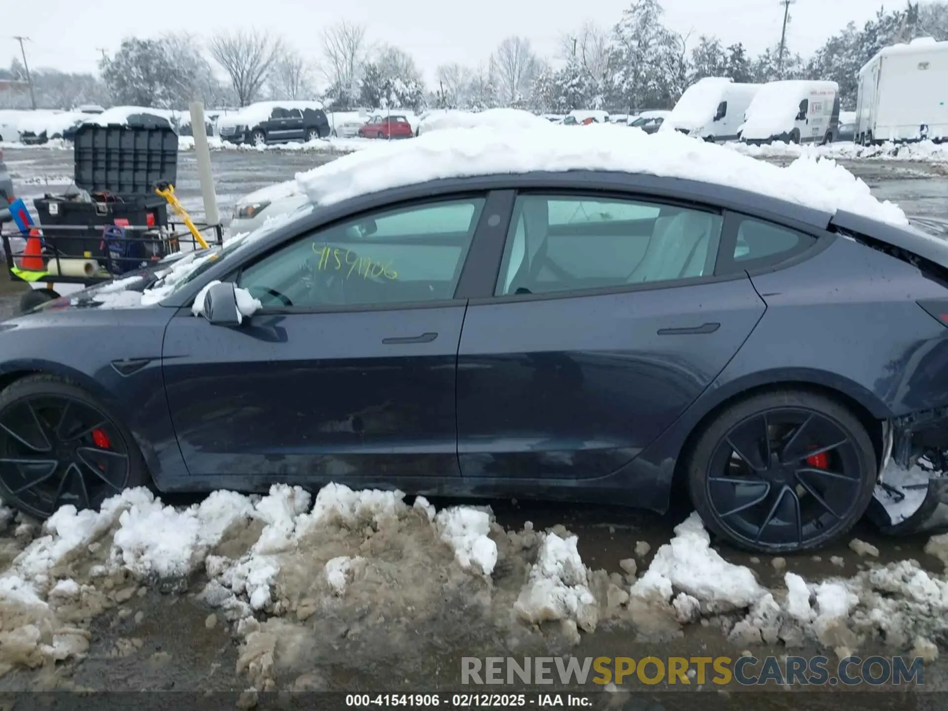 14 fotografías del automóvil dañado 5YJ3E1ET9RF784426 TESLA MODEL 3 2024